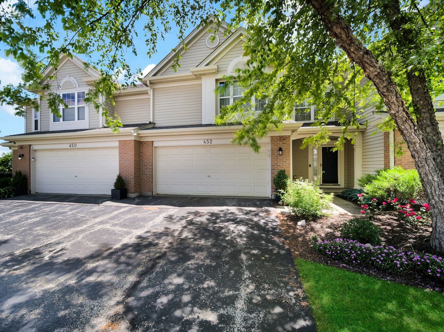 452 Blue Springs Drive — Fox Lake, IL 60020