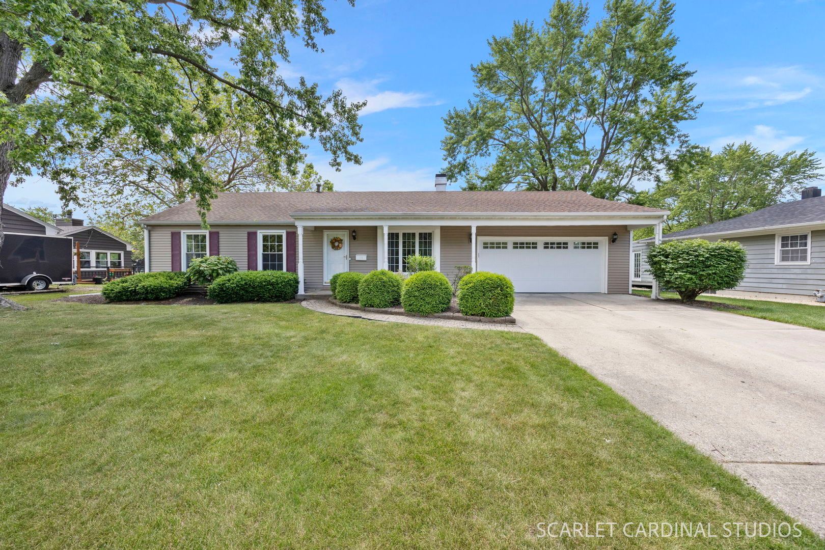18 Cayman Drive — Montgomery, IL 60538