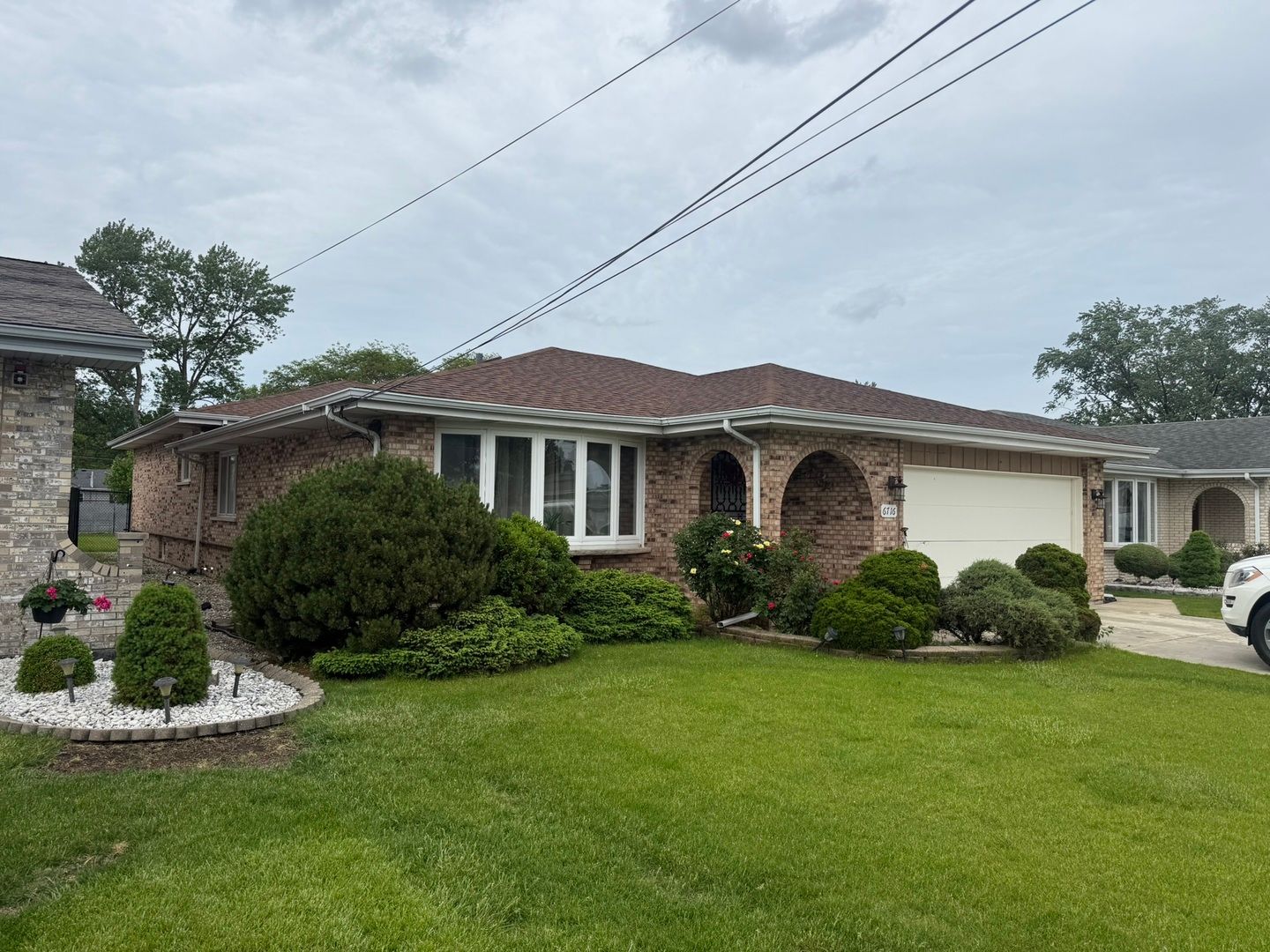 6716 W 89th Place — Oak Lawn, IL 60453