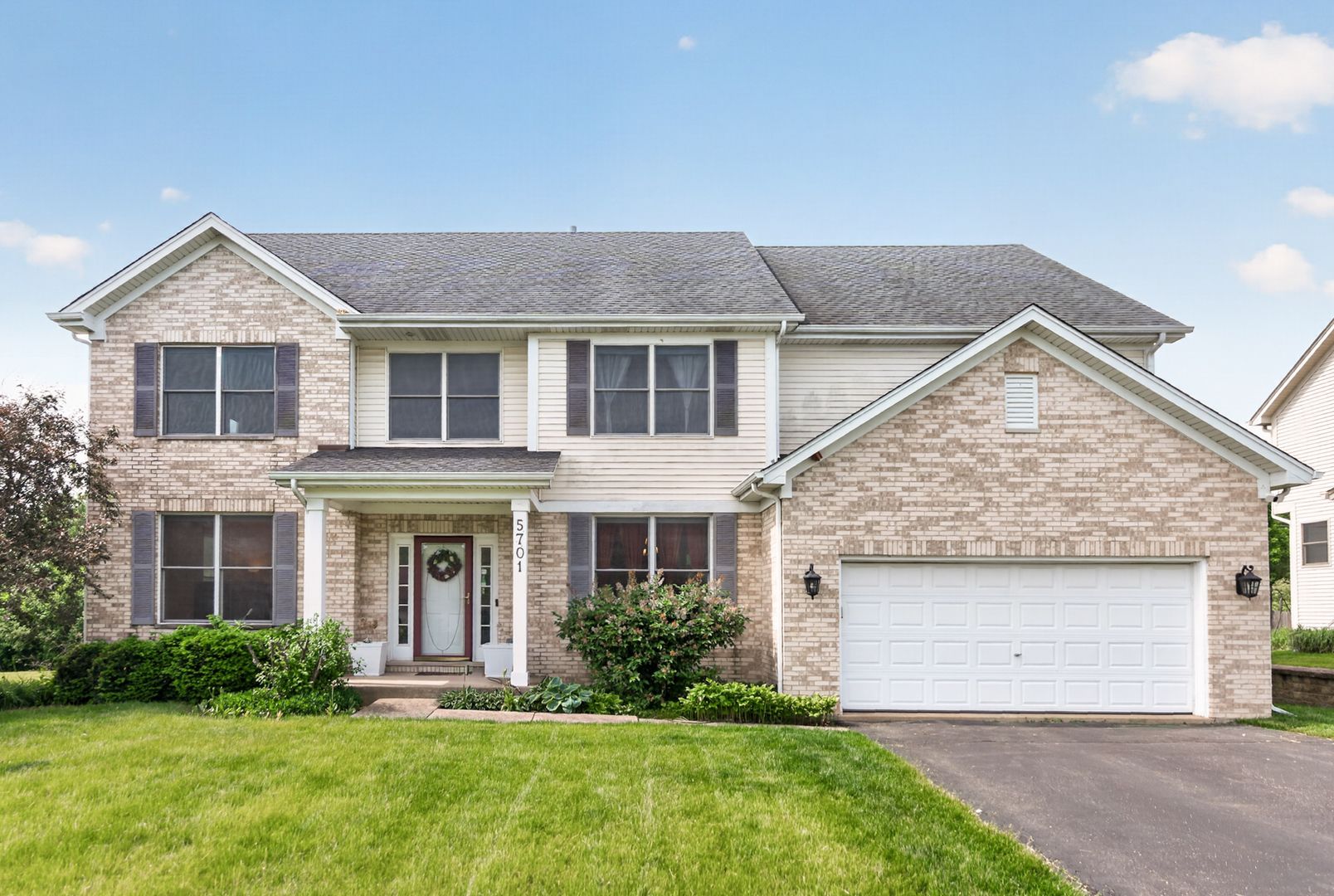 5701 CARIBOU Lane — Hoffman Estates, IL 60192