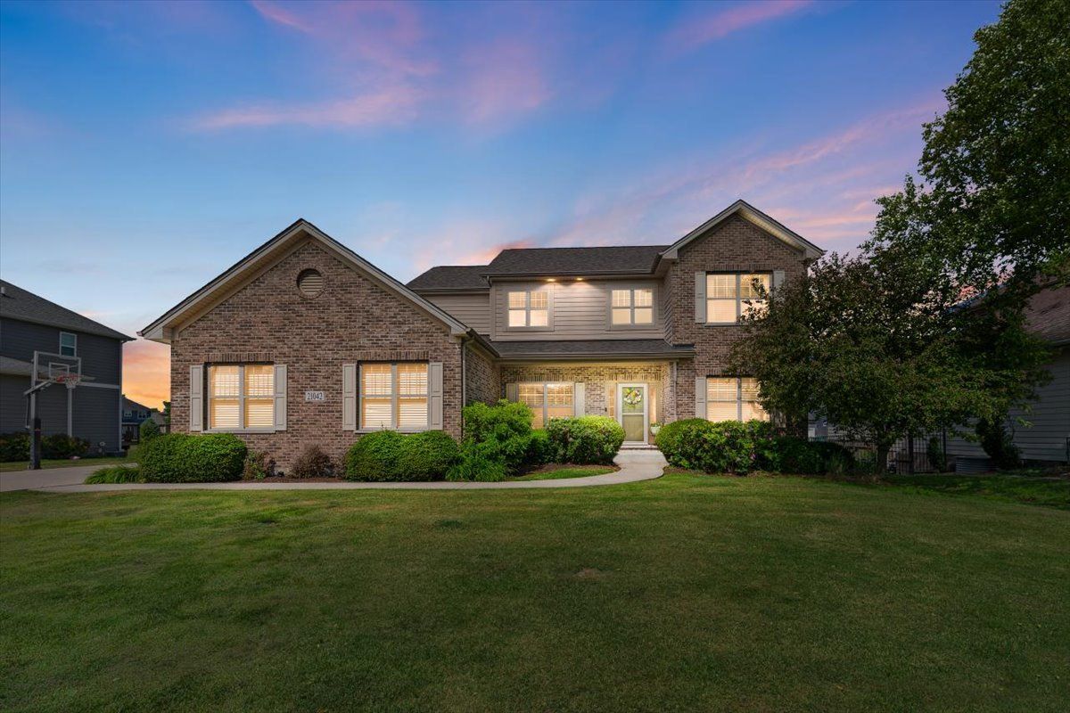 21042 Lakewoods Lane — Shorewood, IL 60404