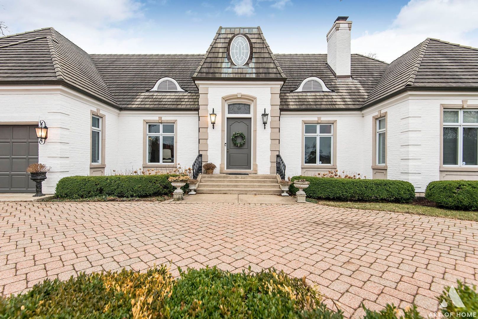 11361 W Plainfield Road — Indian Head Park, IL 60525