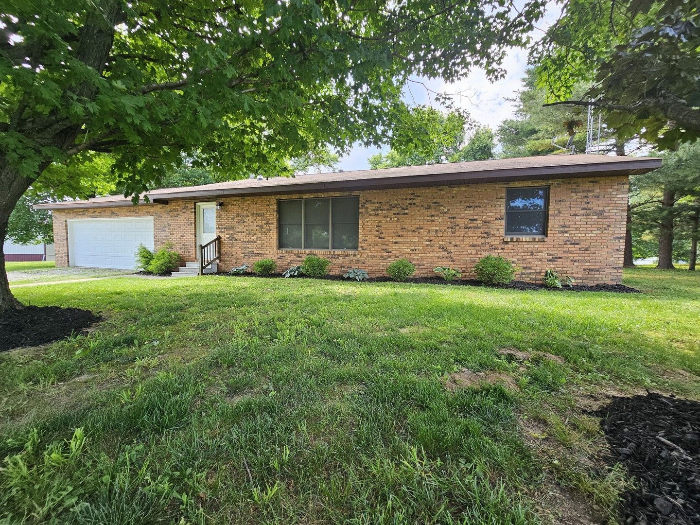 14541 N Morton Lane — Mt Vernon, IL 62864