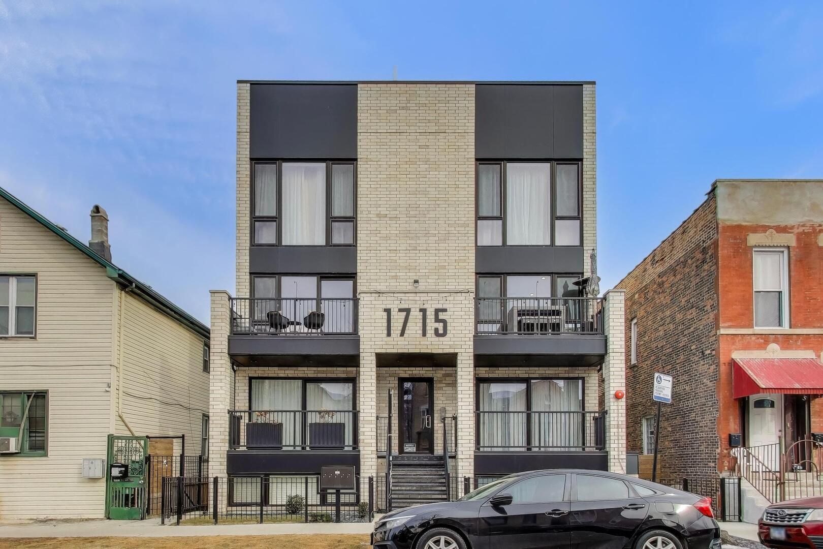 1715 S Morgan Street #2 — Chicago, IL 60608