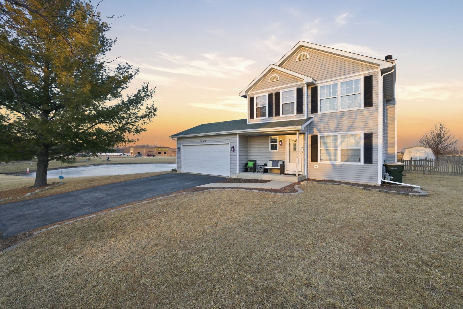 26164 W Tallgrass Trail — Channahon, IL 60410