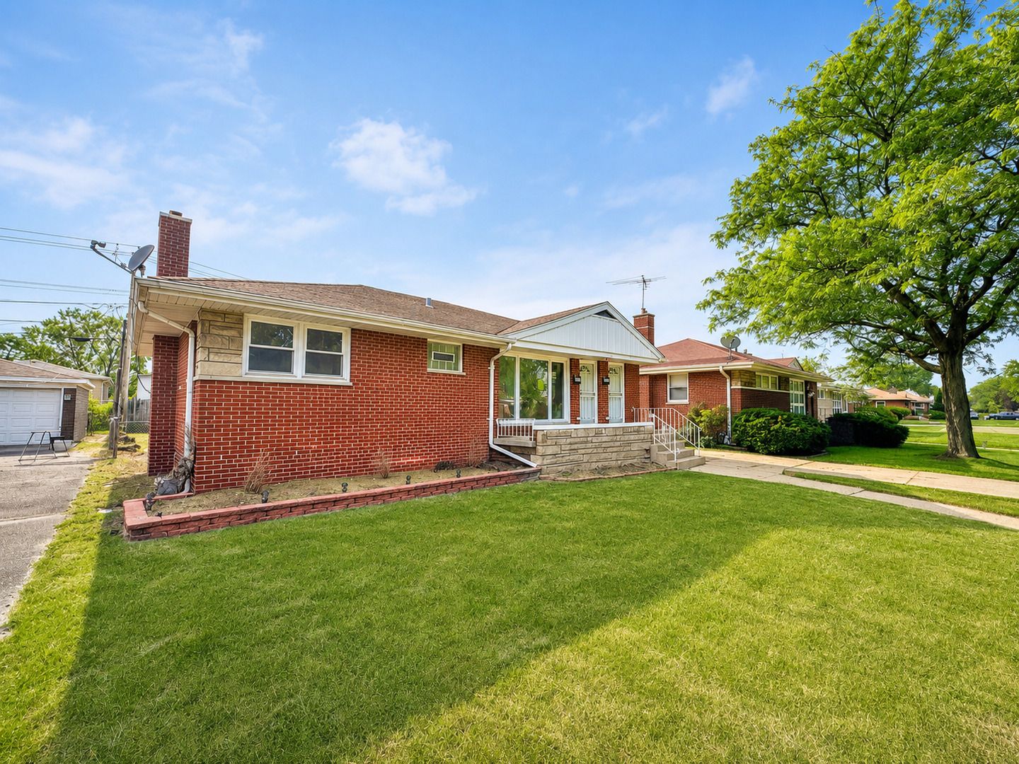 386 Clyde Avenue — Calumet City, IL 60409