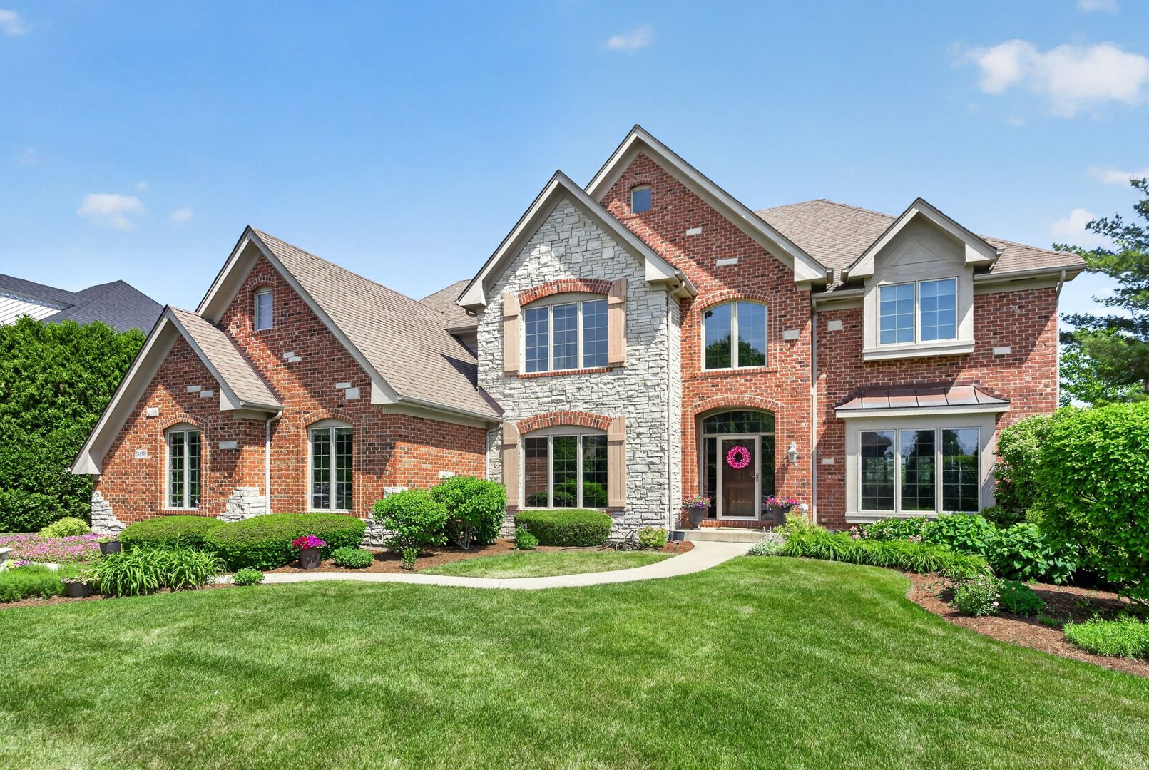 39W696 Henry David Thoreau Place — St. Charles, IL 60175