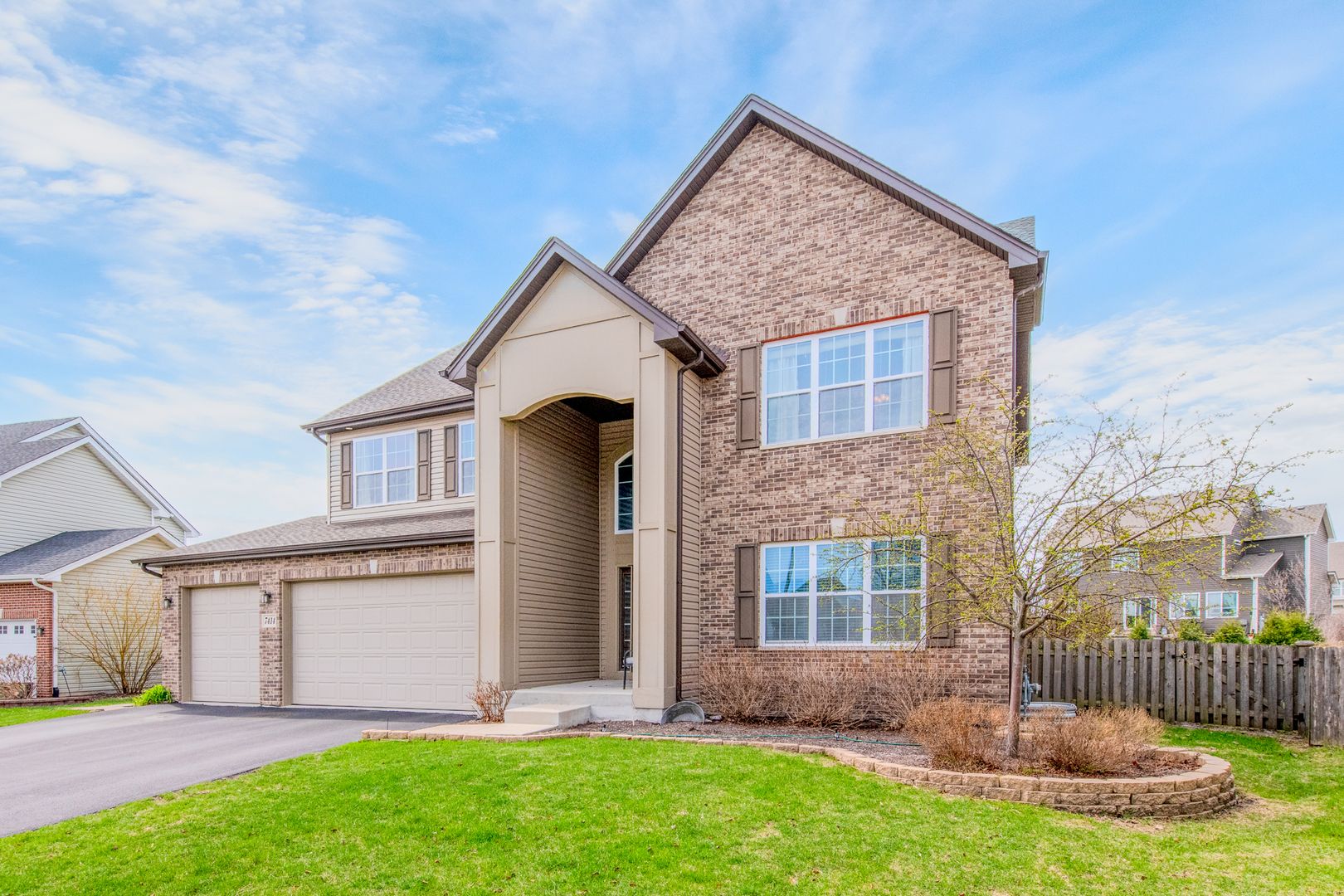 7414 Ascot Court E — Joliet, IL 60431