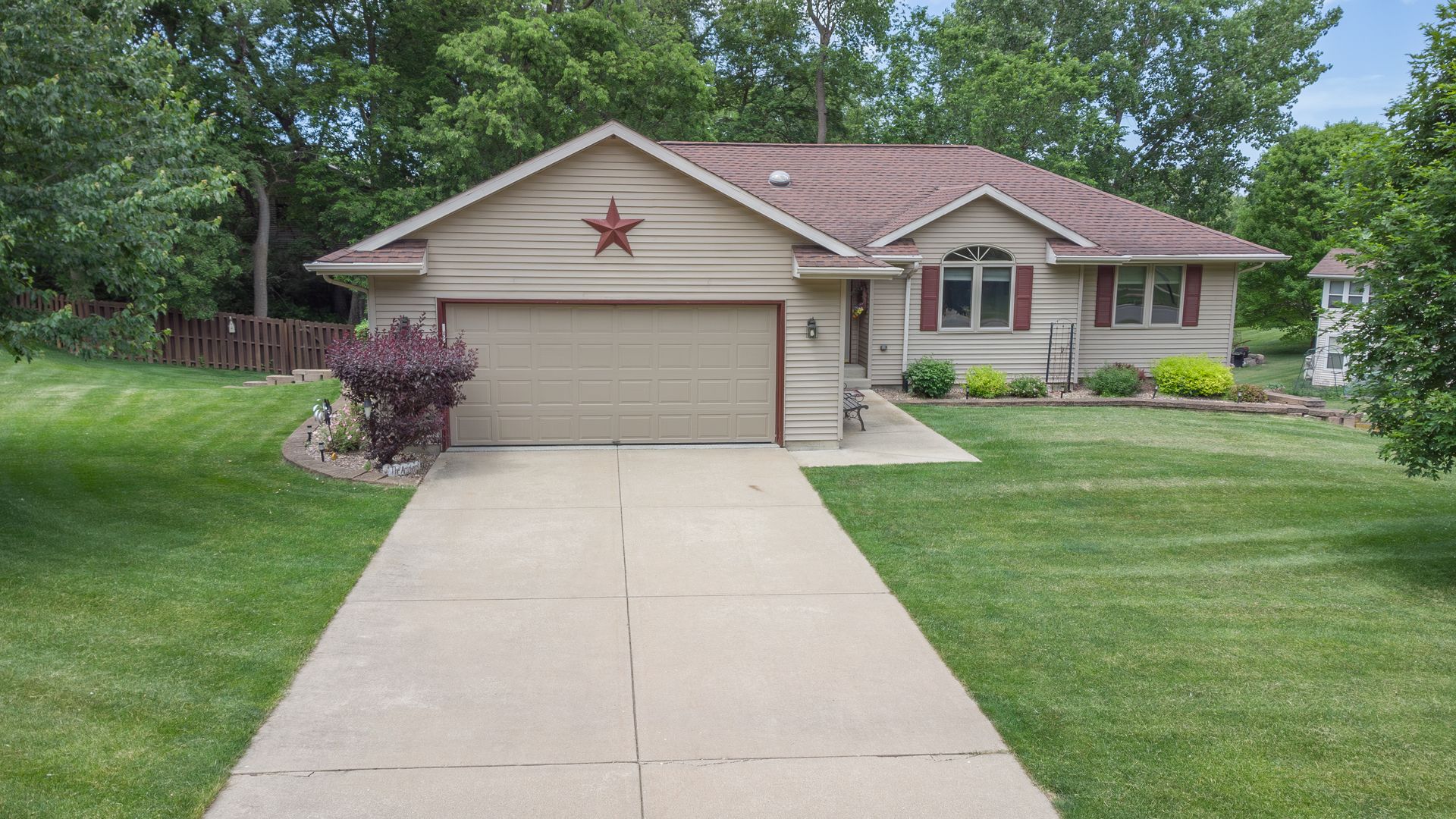 920 Mesa Drive — Freeport, IL 61032