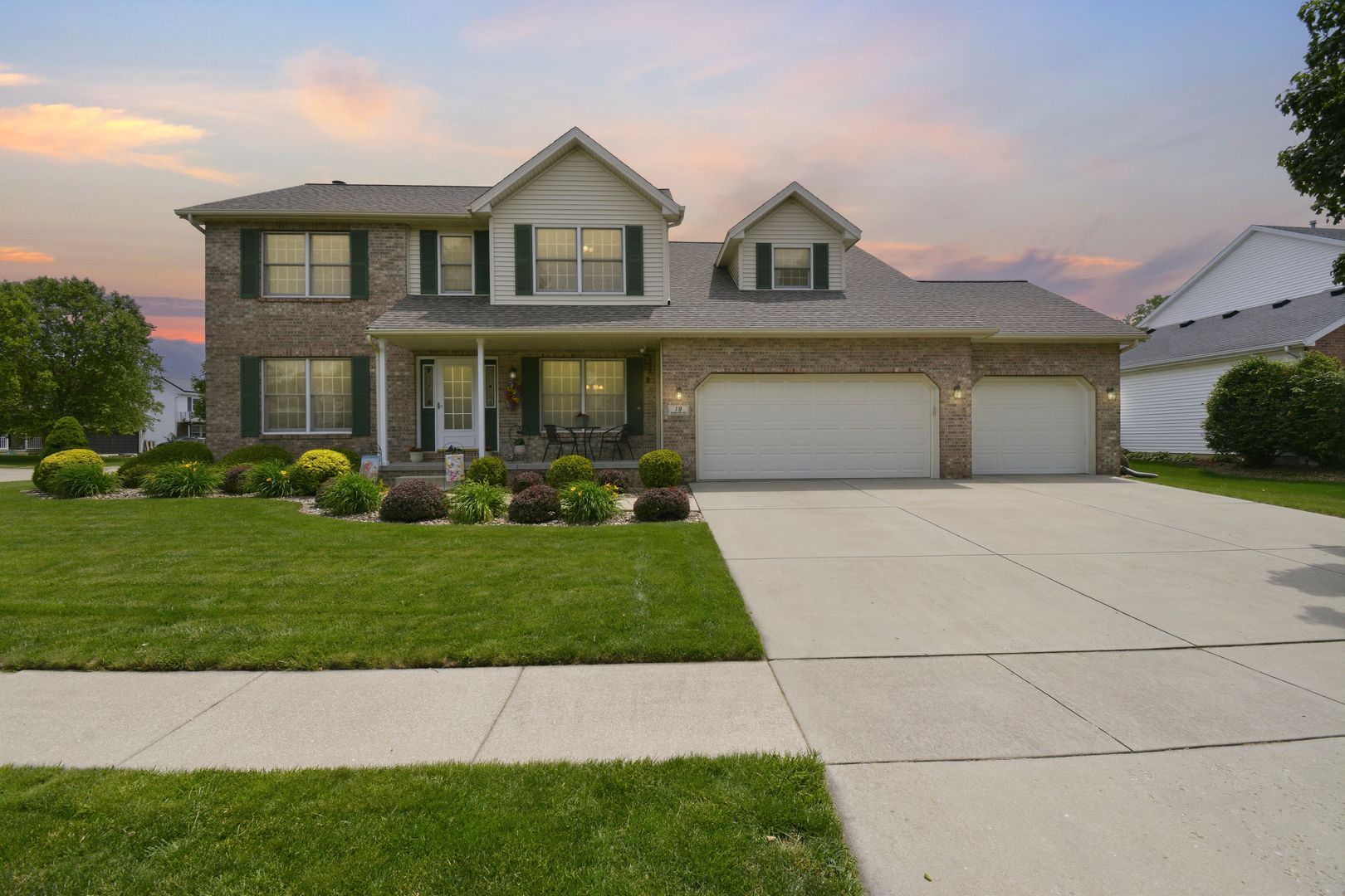 19 Bandecon Way — Bloomington, IL 61704