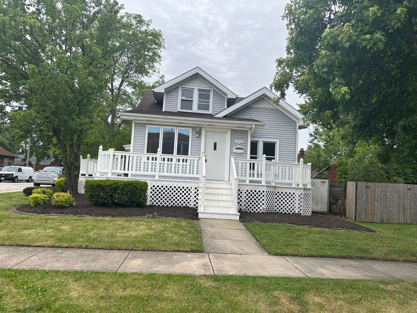 3673 Randolph Street — Lansing, IL 60438