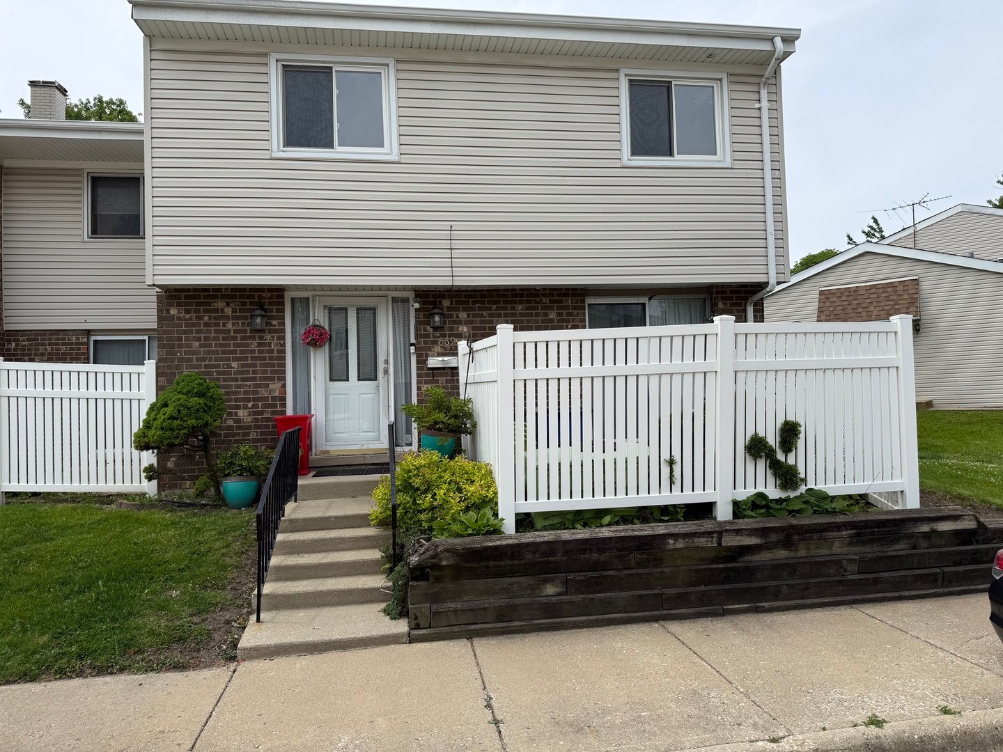 869 White Oak Lane — University Park, IL 60484
