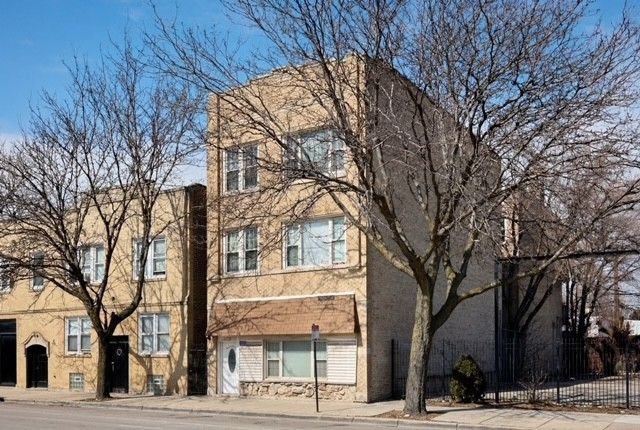 4854 W Armitage Avenue — Chicago, IL 60639