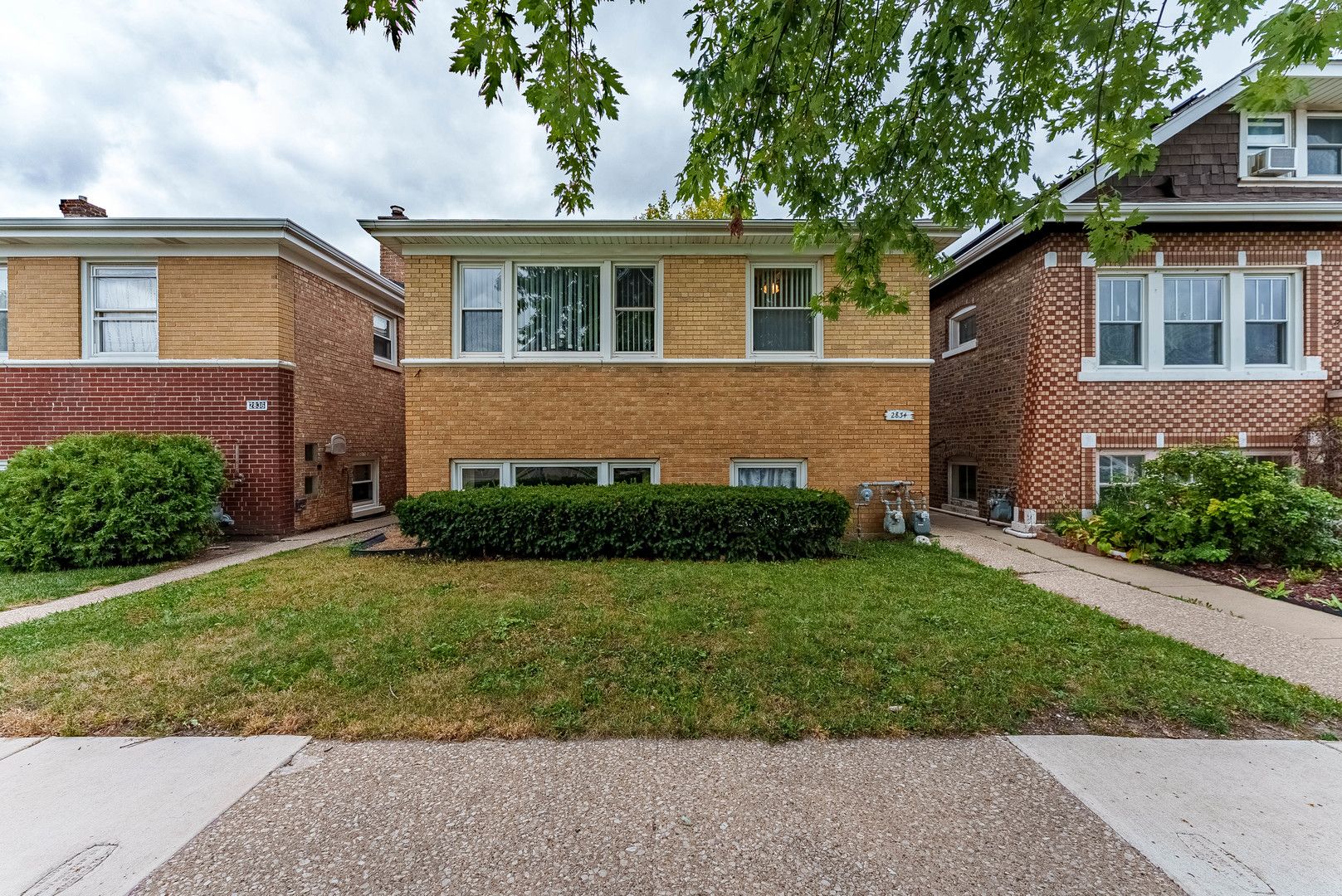 2834 Highland Avenue — Berwyn, IL 60402