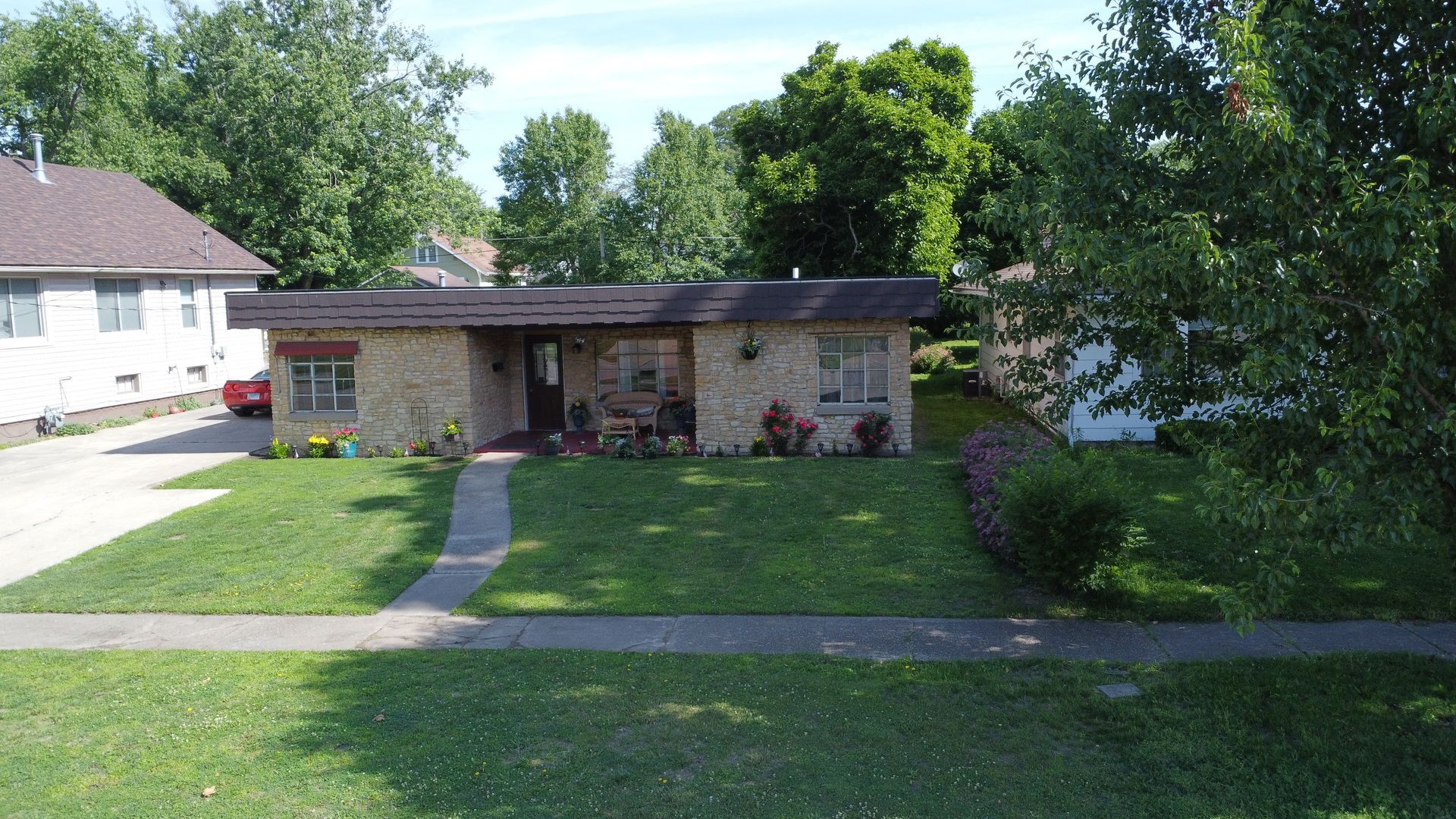 544 E Mulberry Street — Watseka, IL 60970