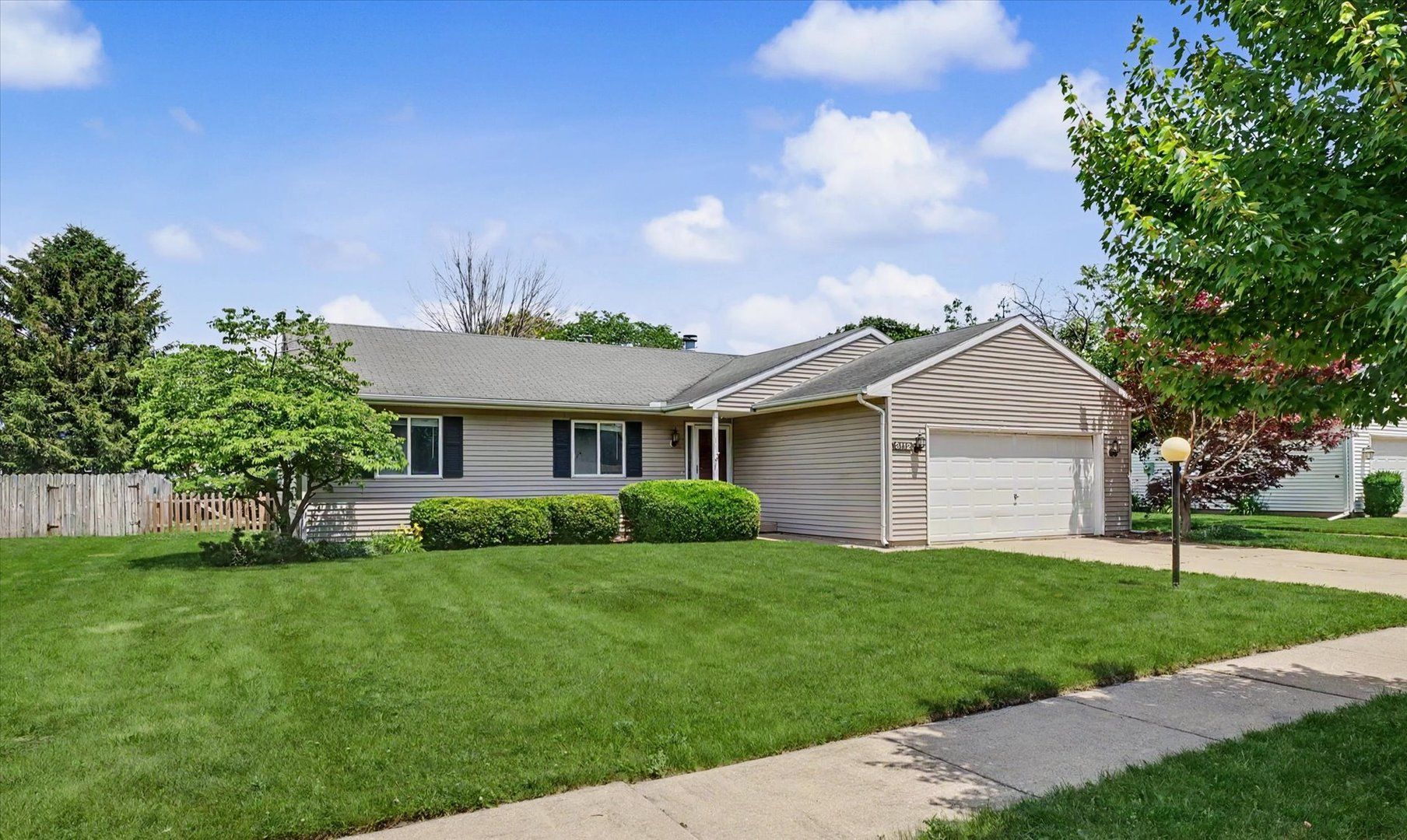 3112 Valerie Drive — Champaign, IL 61822