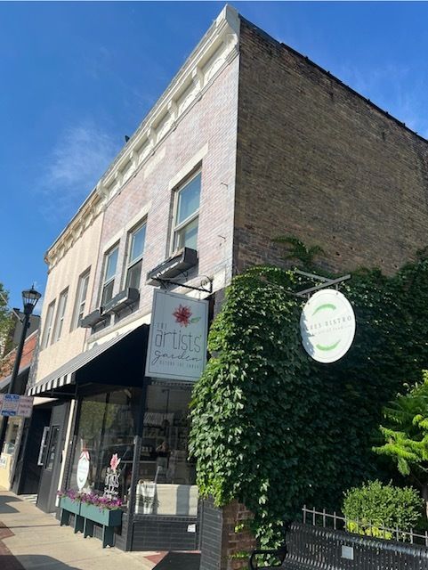 407 Lincoln Highway — Rochelle, IL 61068