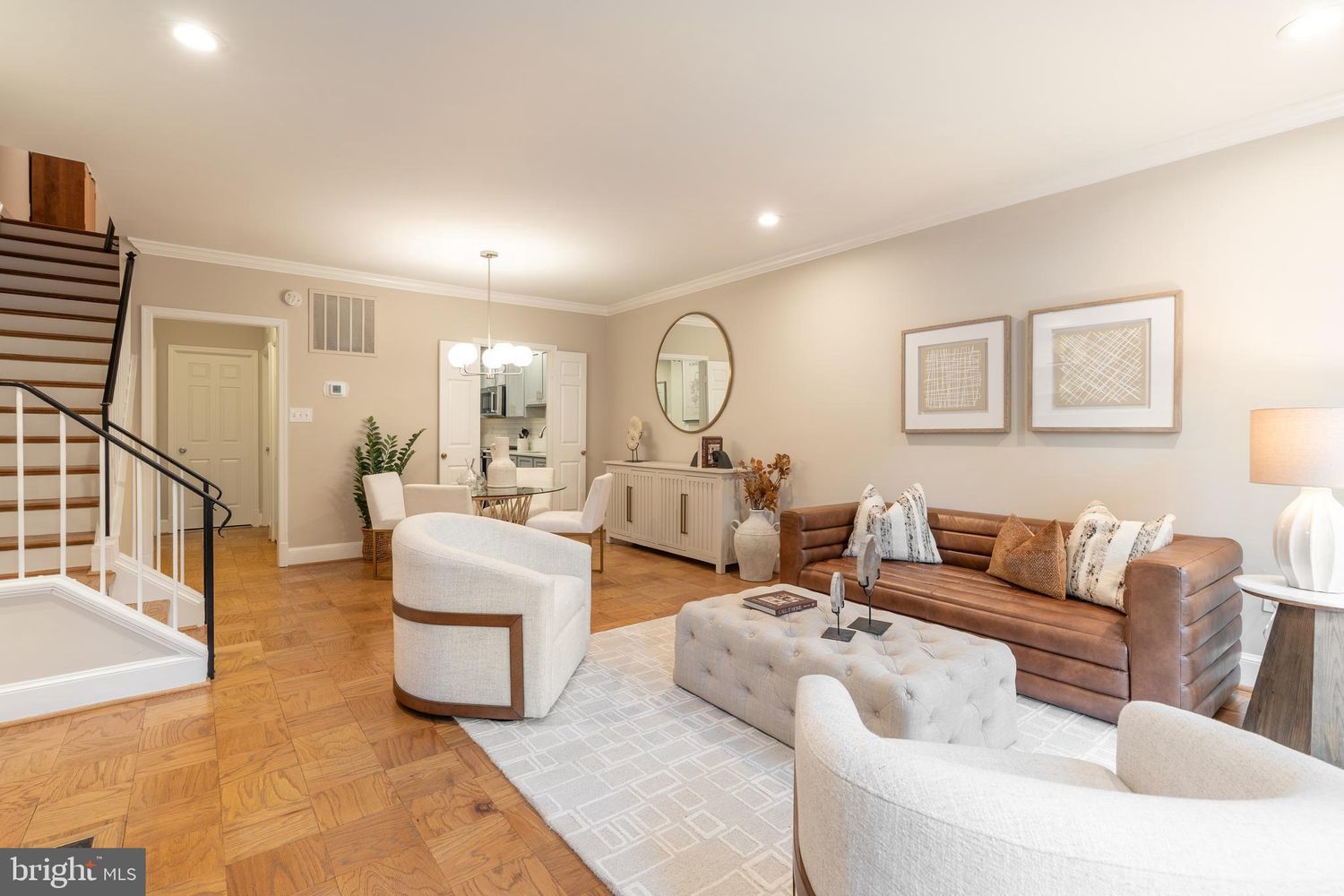 3299 NW Sutton Place #C — Washington, DC 20016