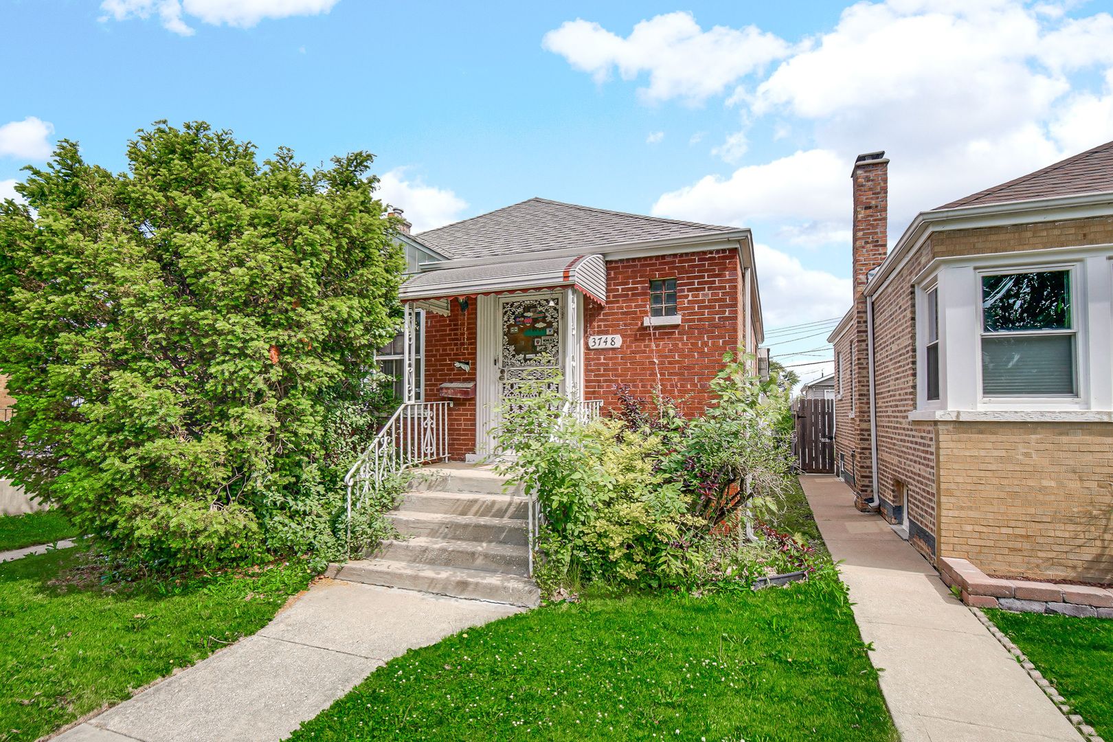3748 W 54th Street — Chicago, IL 60632