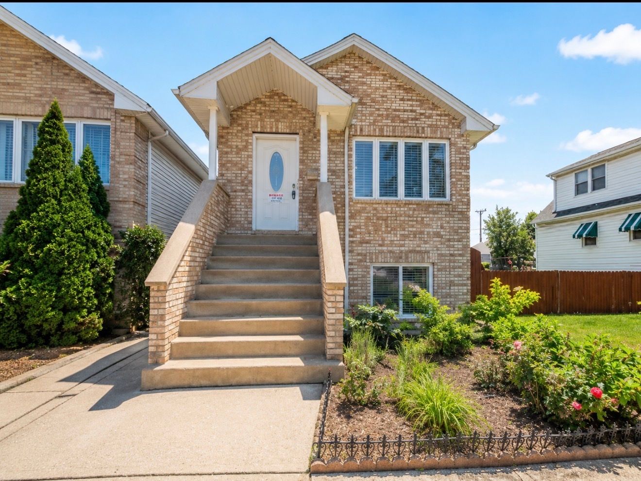 7319 W 58th Place — Summit, IL 60501