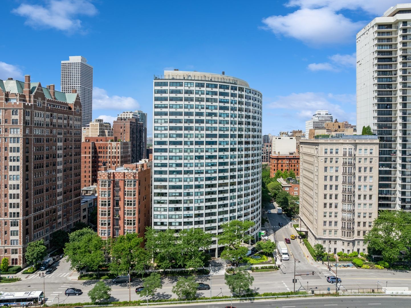 1150 N Lake Shore Drive #6GH — Chicago, IL 60611