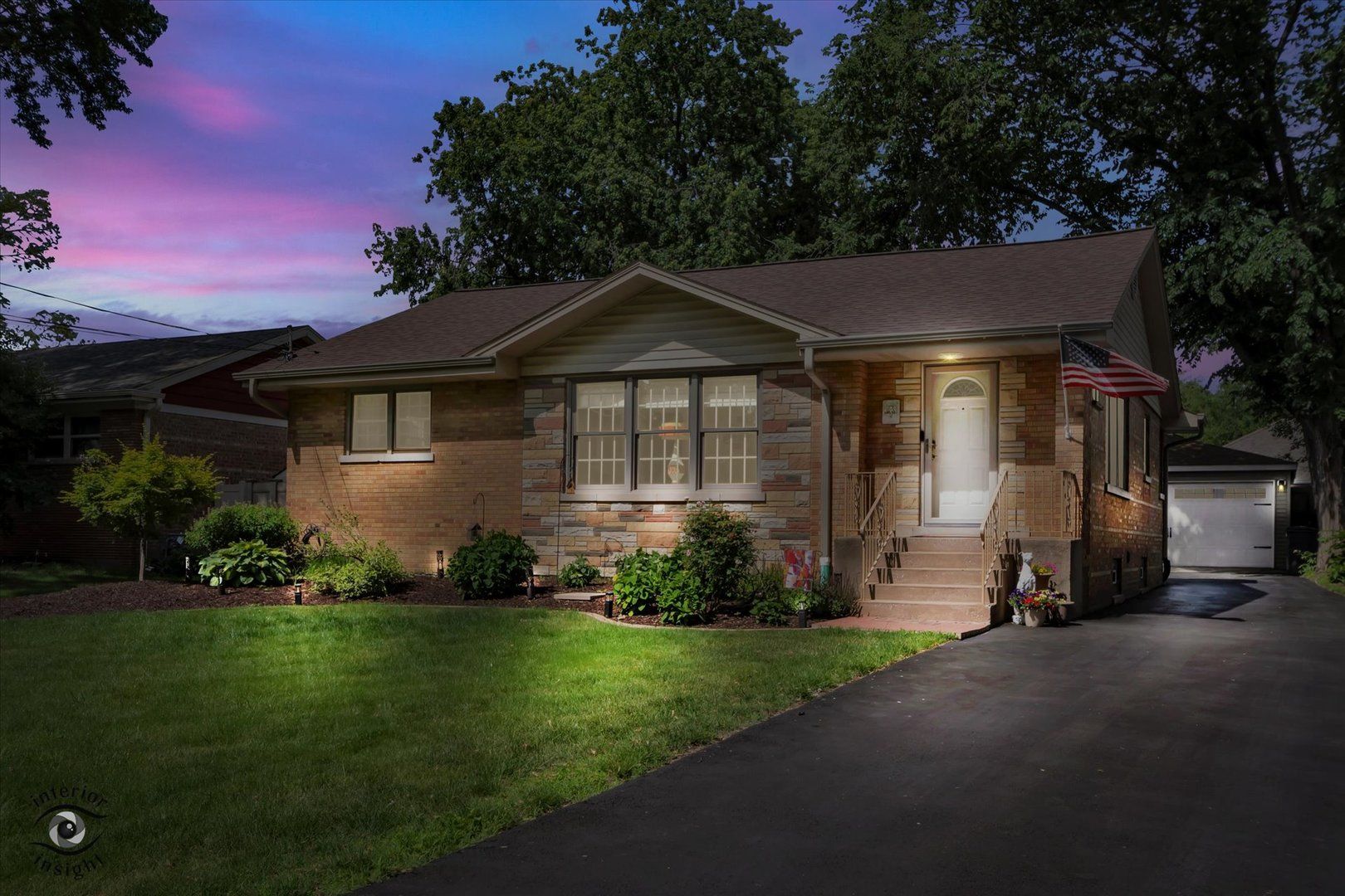12008 S 71st Court — Palos Heights, IL 60463