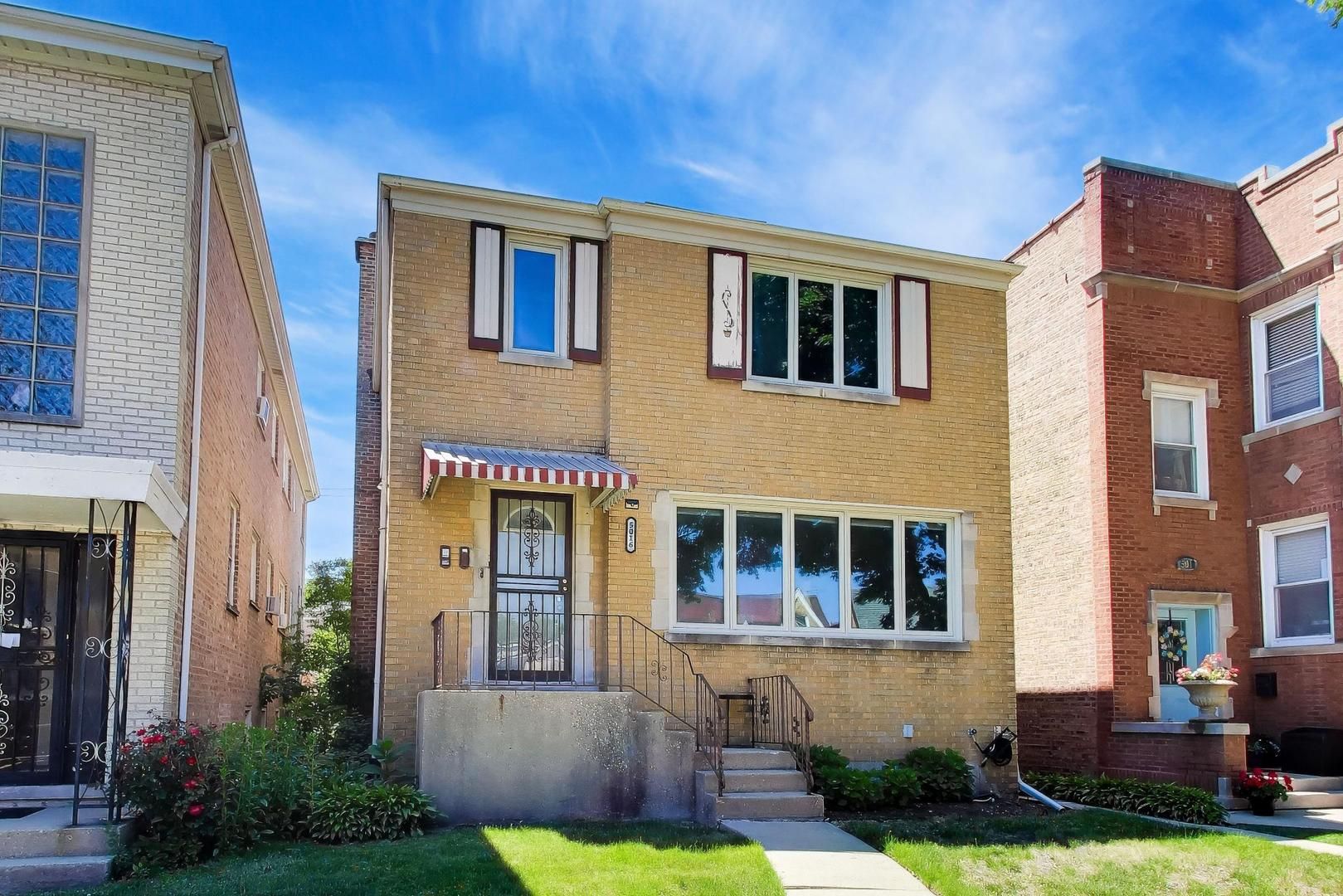 5016 N Mango Avenue — Chicago, IL 60630