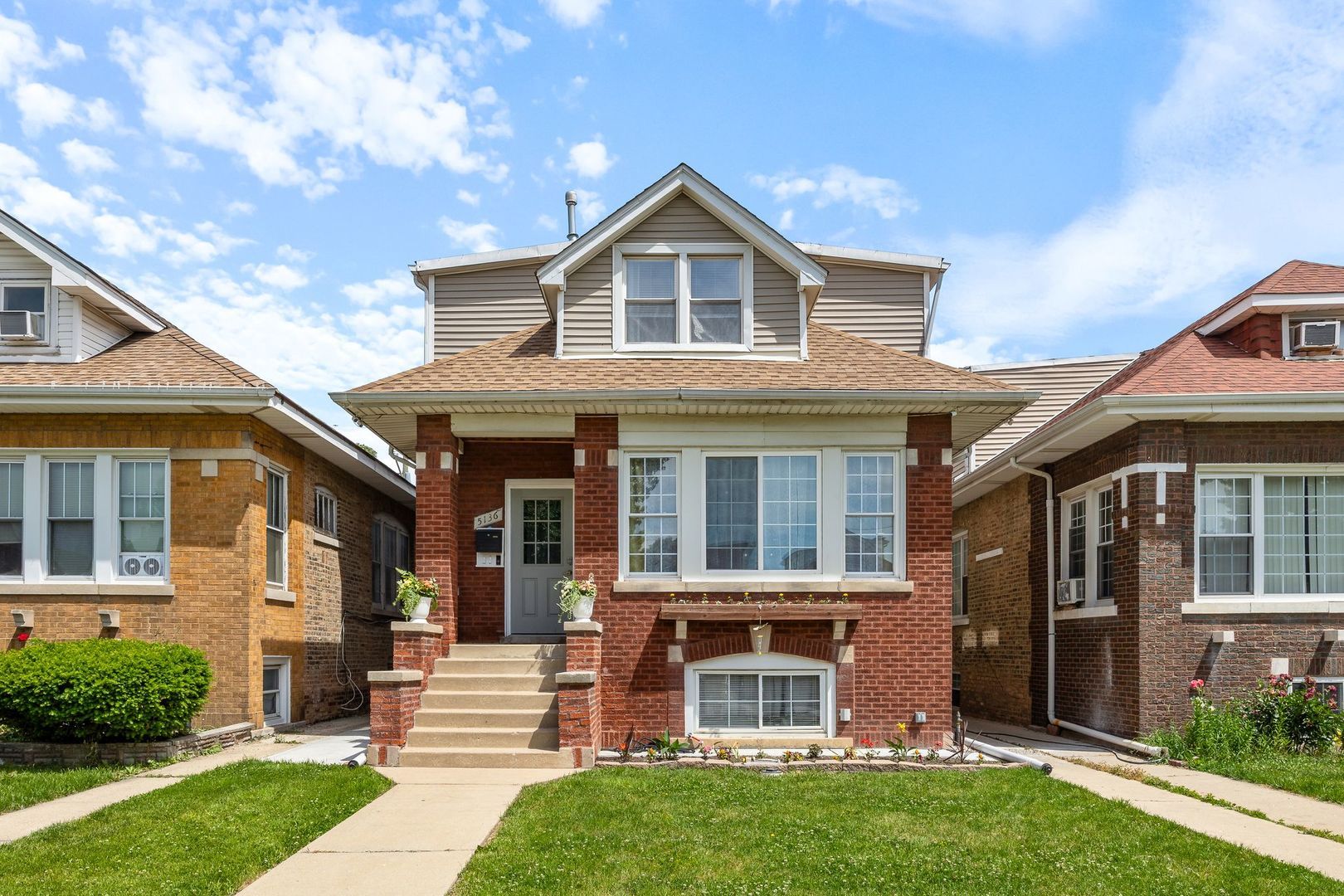 5136 W George Street — Chicago, IL 60641