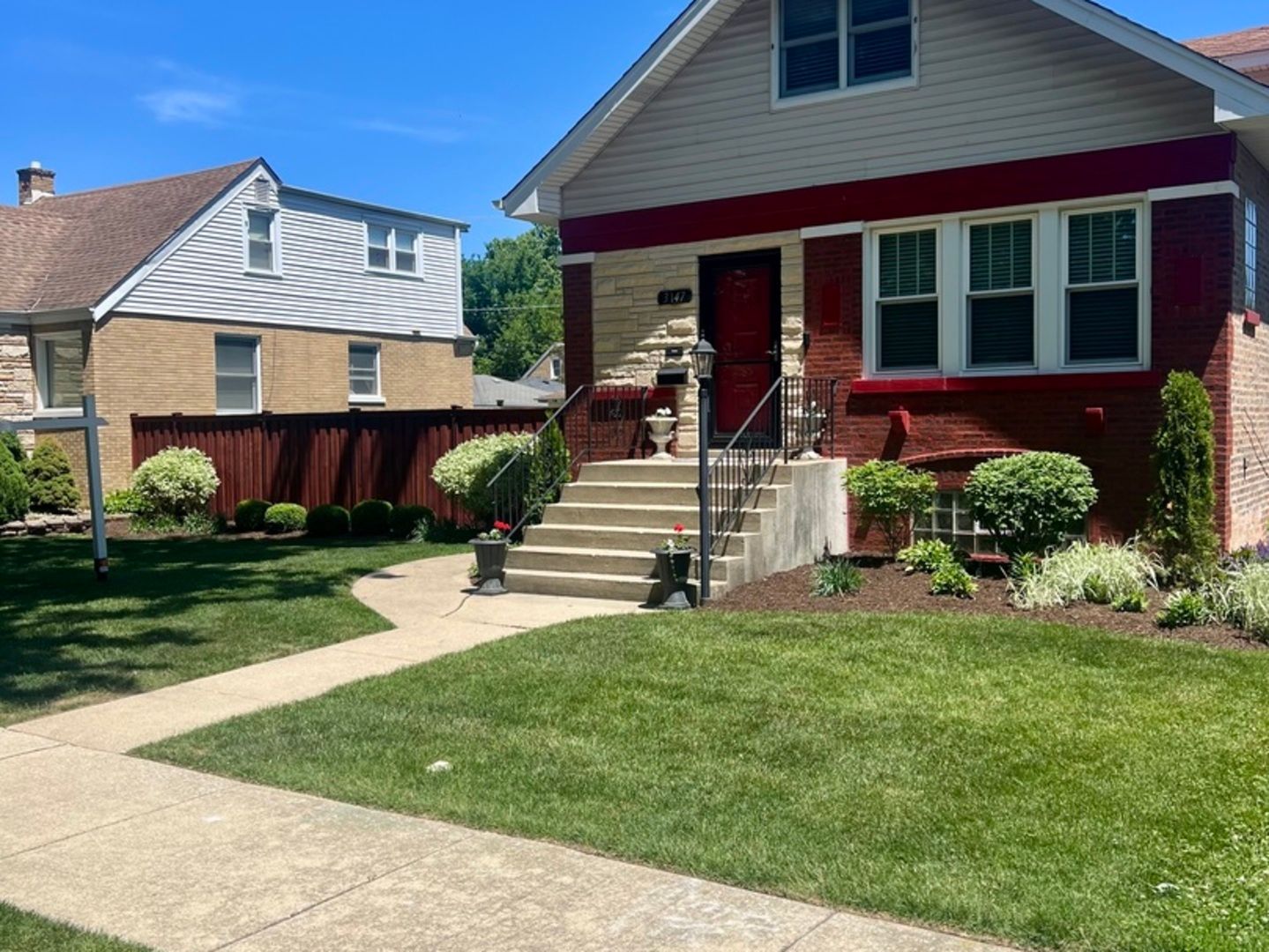 3147 Sunnyside Avenue — Brookfield, IL 60513