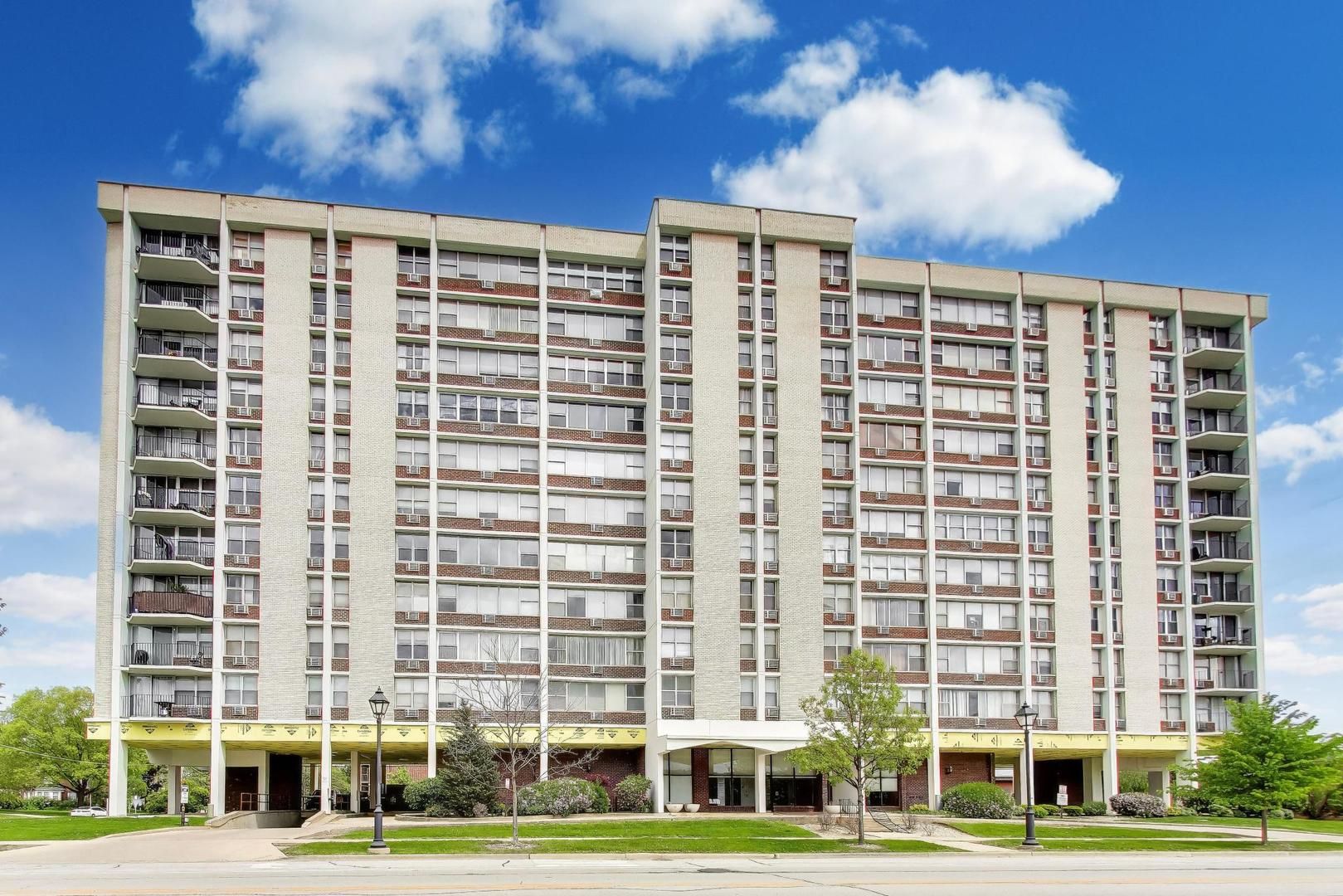 33 N Main Street #5B — Lombard, IL 60148