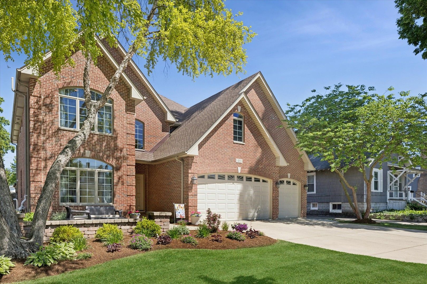 403 S Fairview Avenue — Elmhurst, IL 60126