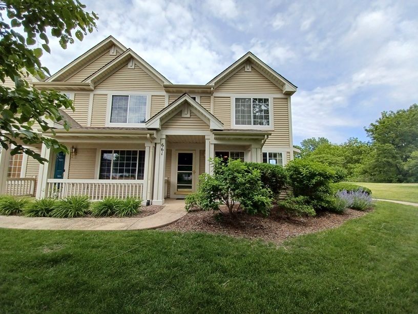 661 Lincoln Station Drive — Oswego, IL 60543
