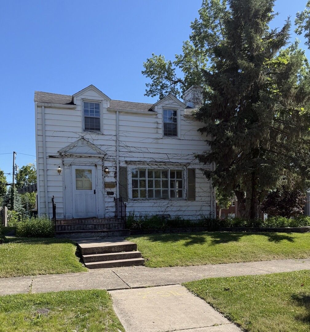 910 Campbell Street — Joliet, IL 60435