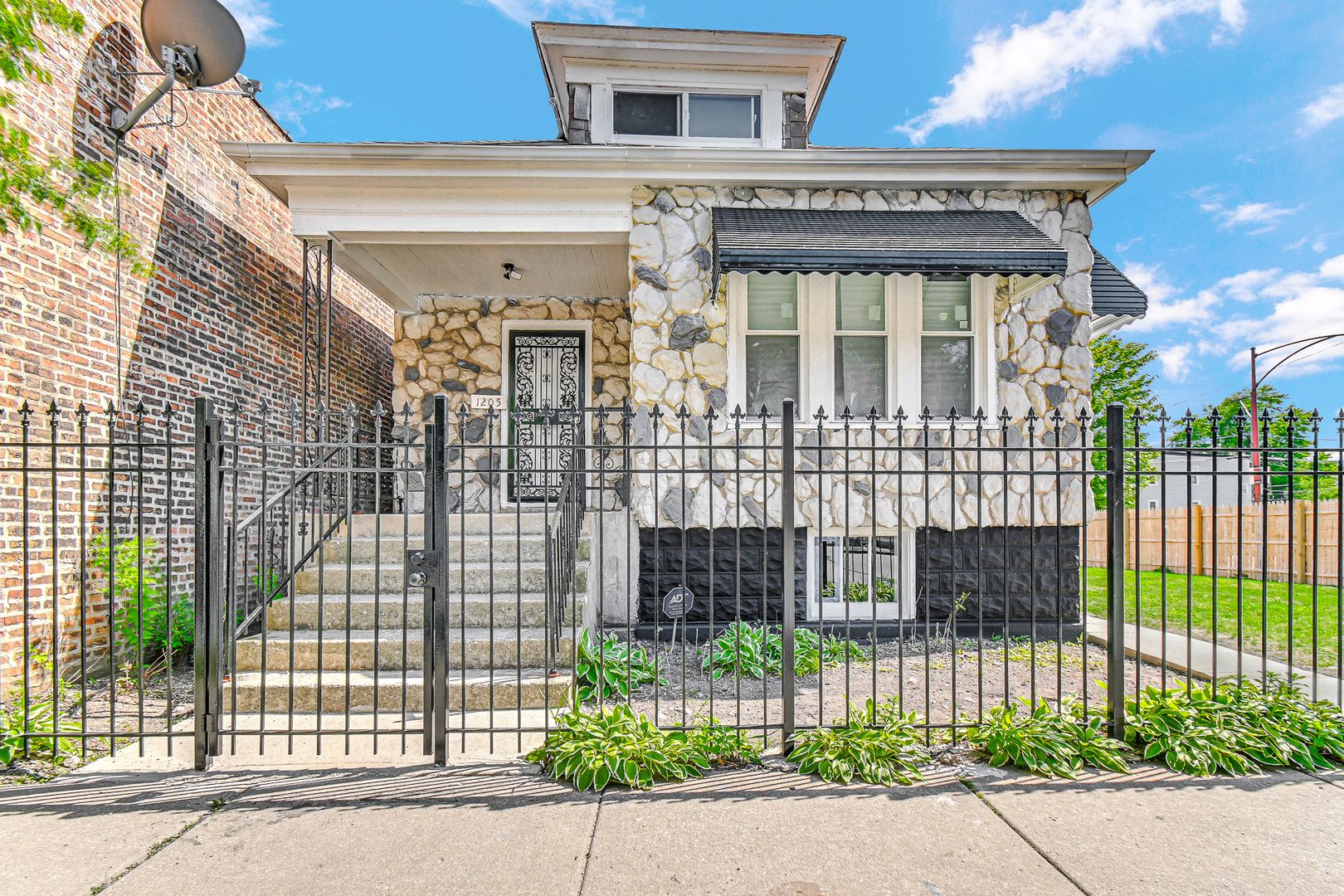 1205 E 93rd Street — Chicago, IL 60619