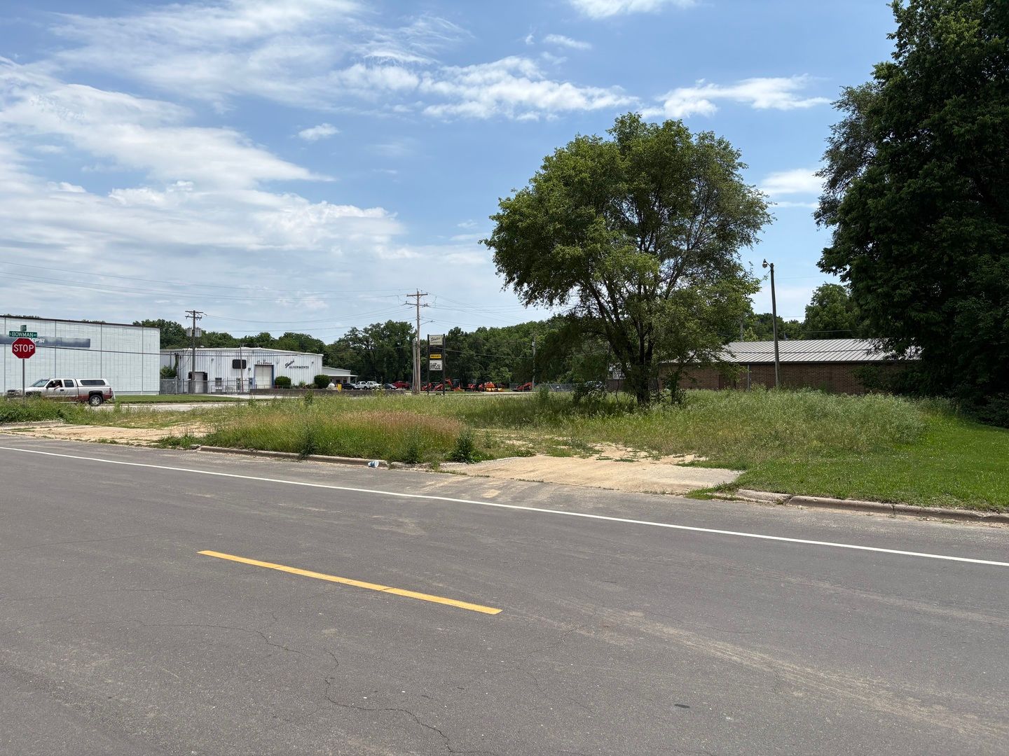 212 S Bowman Avenue — Danville, IL 61832
