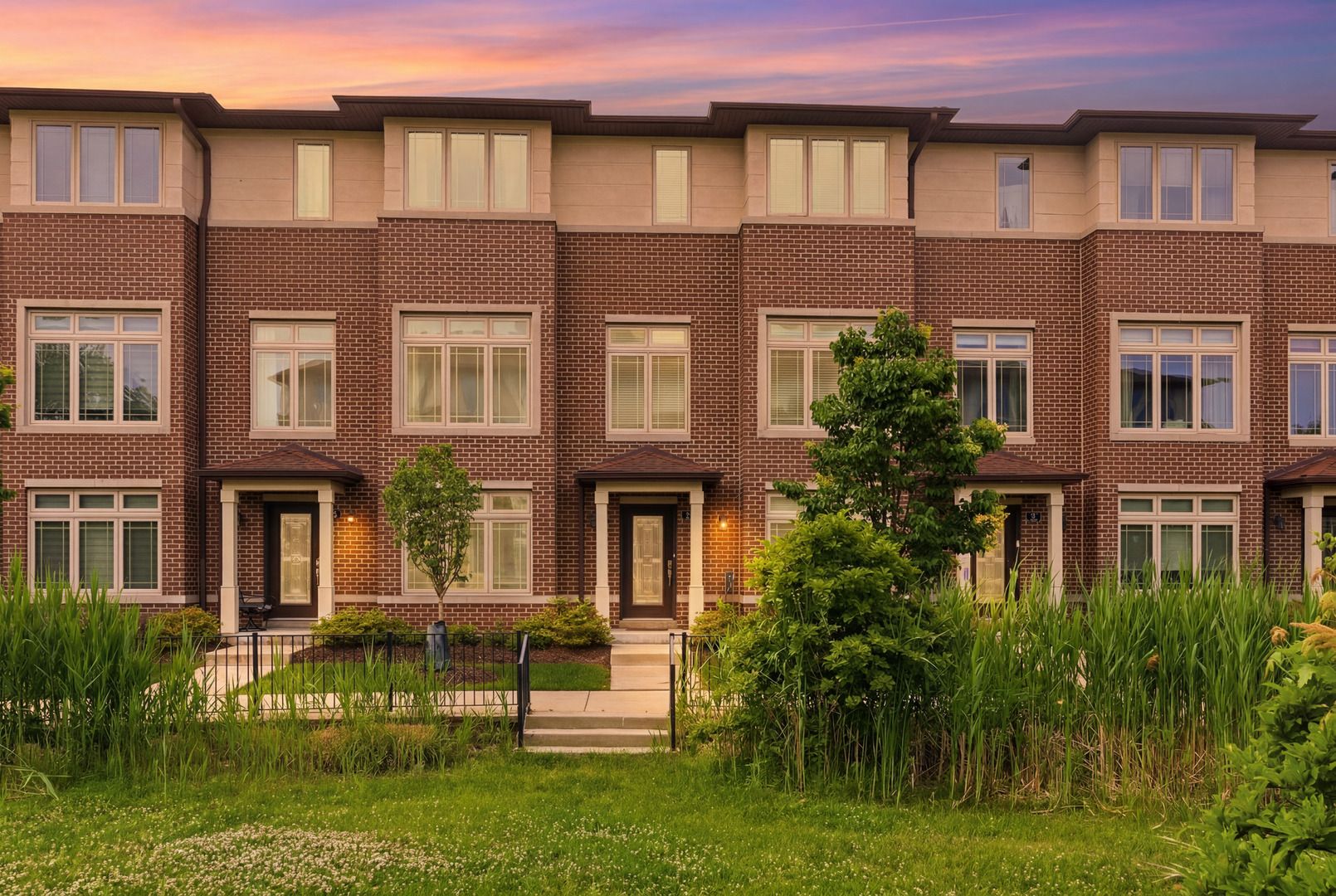 11 Forest Avenue #17 — River Forest, IL 60305