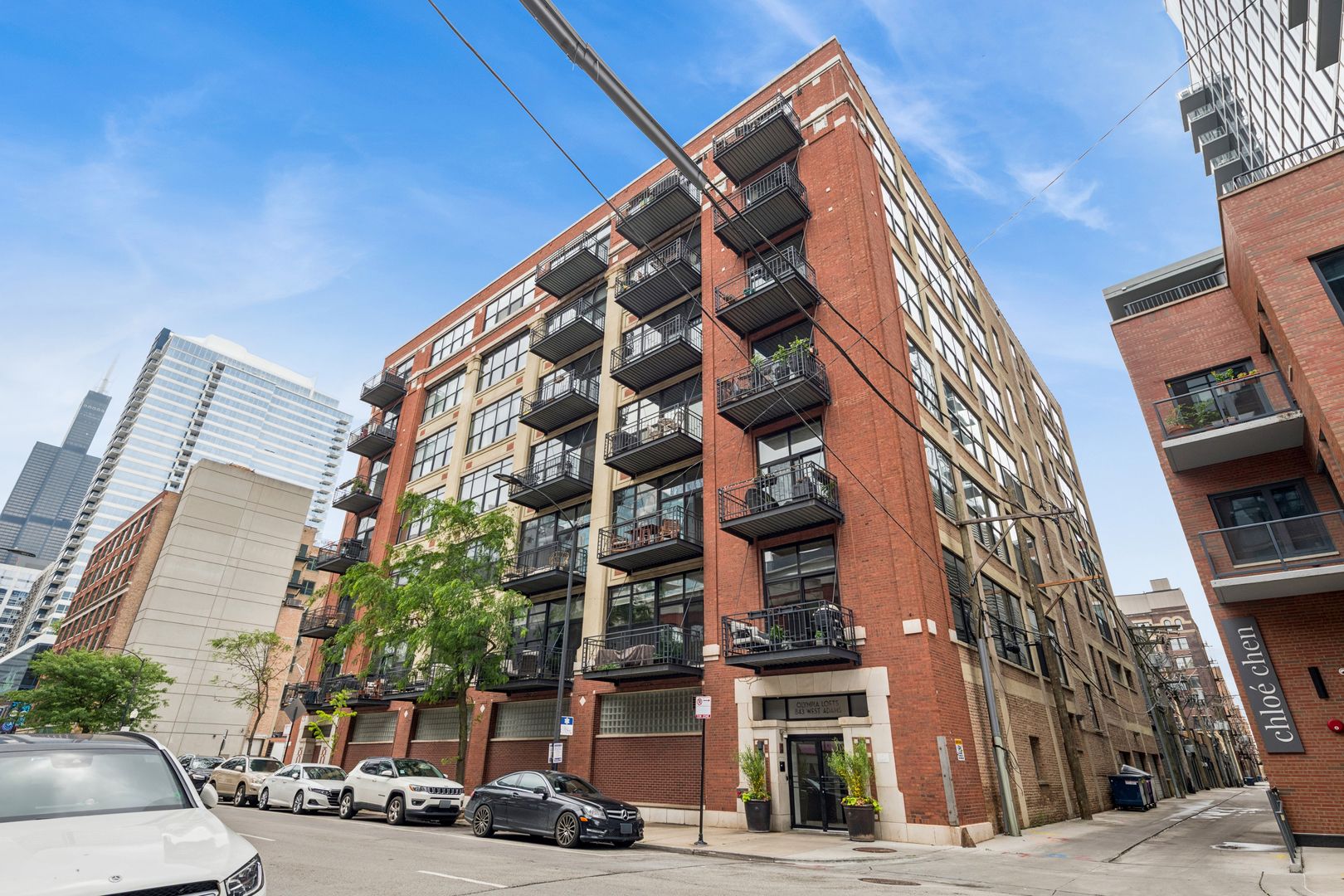 843 W Adams Street #711 — Chicago, IL 60607