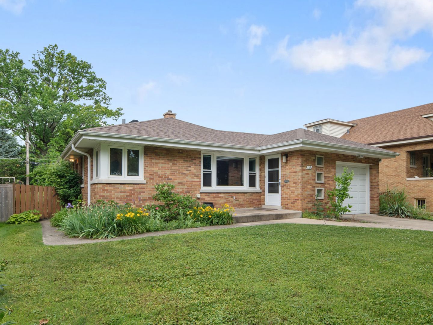 116 N Edgewood Avenue — La Grange, IL 60525