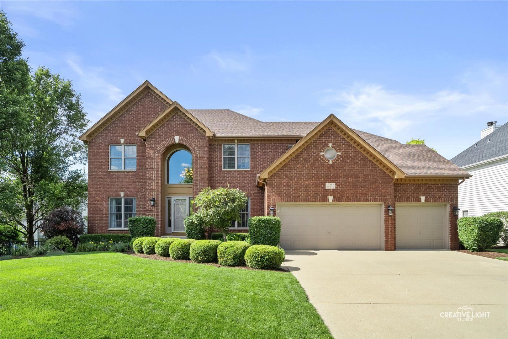 472 Arboretum Way — Oswego, IL 60543