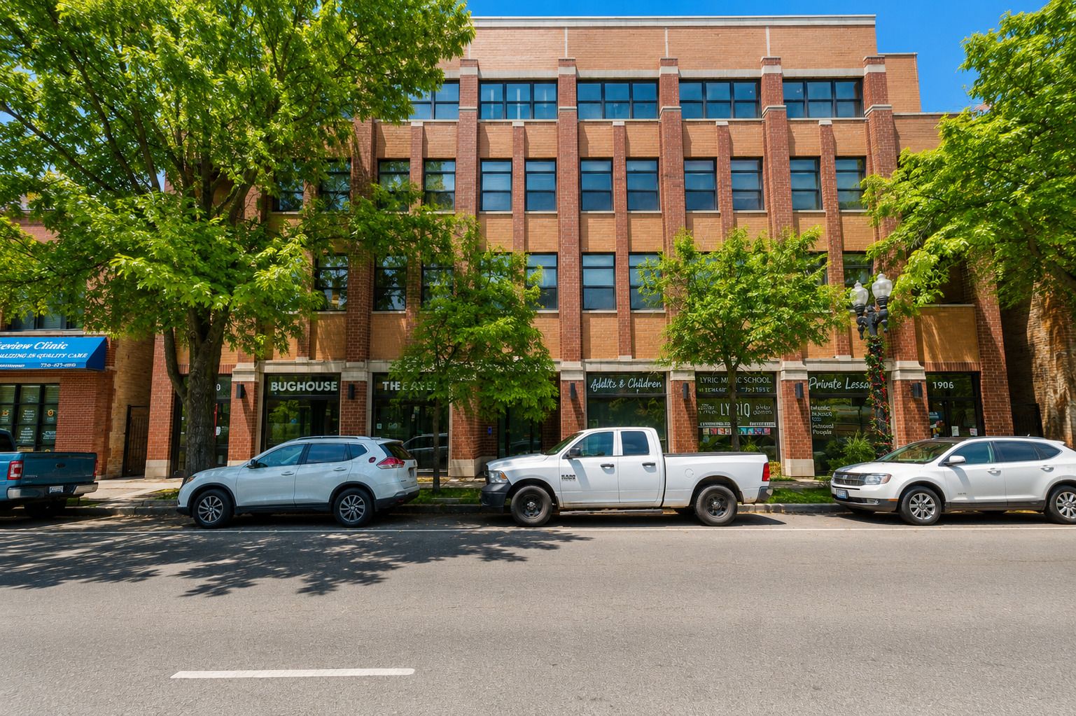 1908 W Irving Park Road #201 — Chicago, IL 60613