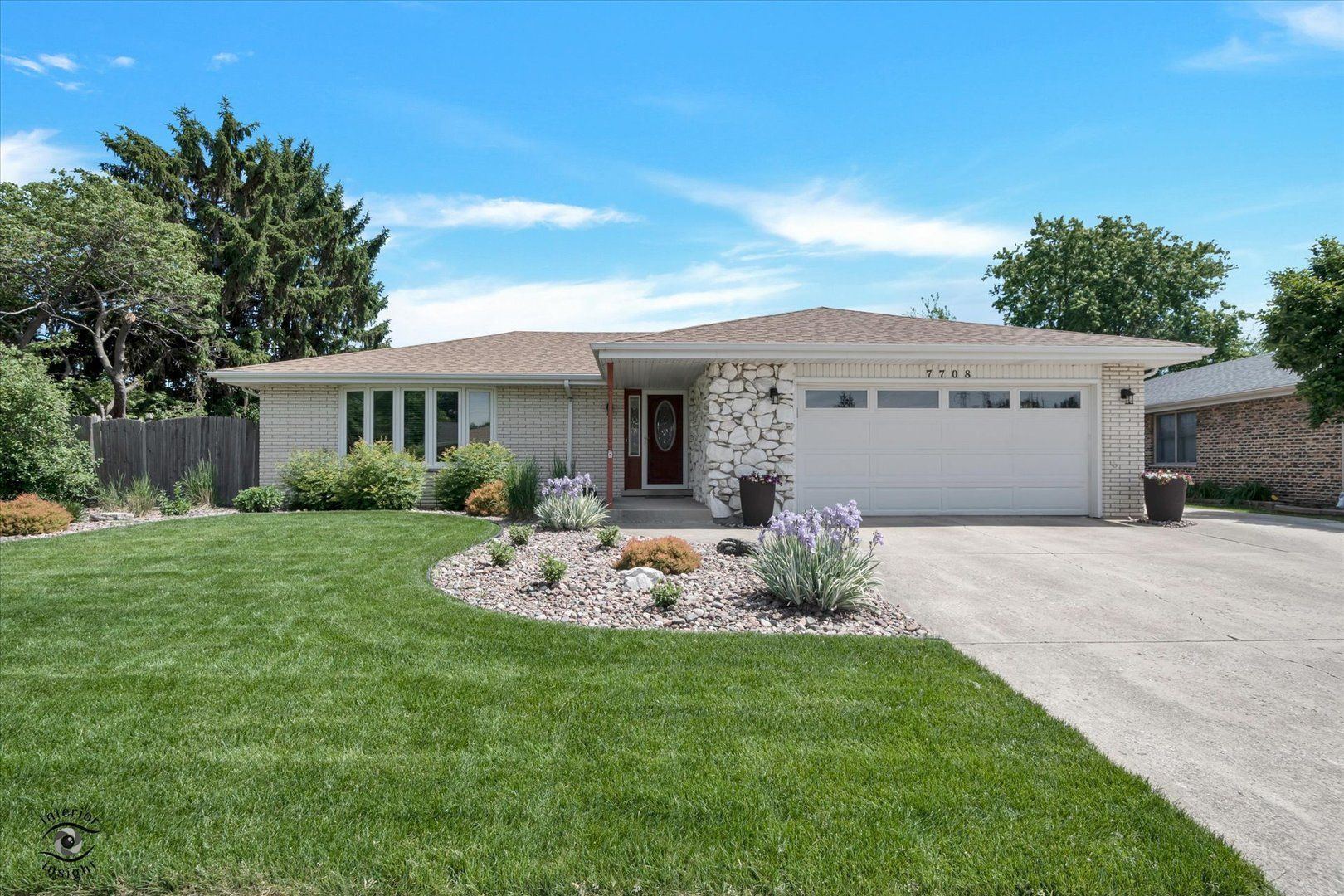 7708 Palm Drive — Orland Park, IL 60462