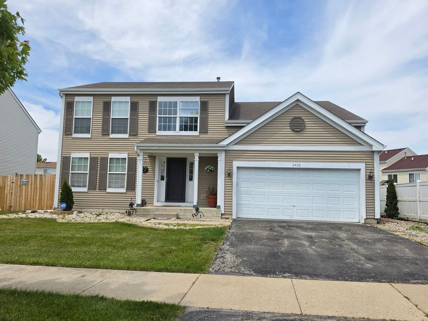 2400 Mark Avenue — Zion, IL 60099