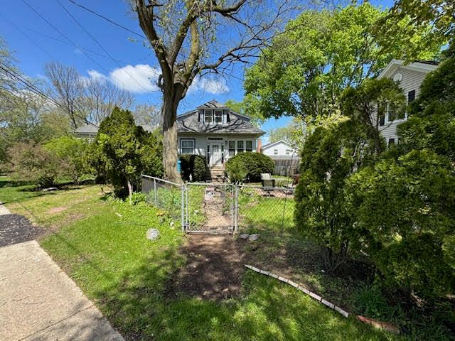 416 ILLINOIS Road — Wilmette, IL 60091