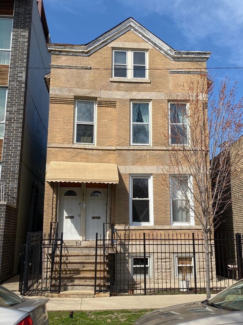 1814 W Haddon Avenue — Chicago, IL 60622