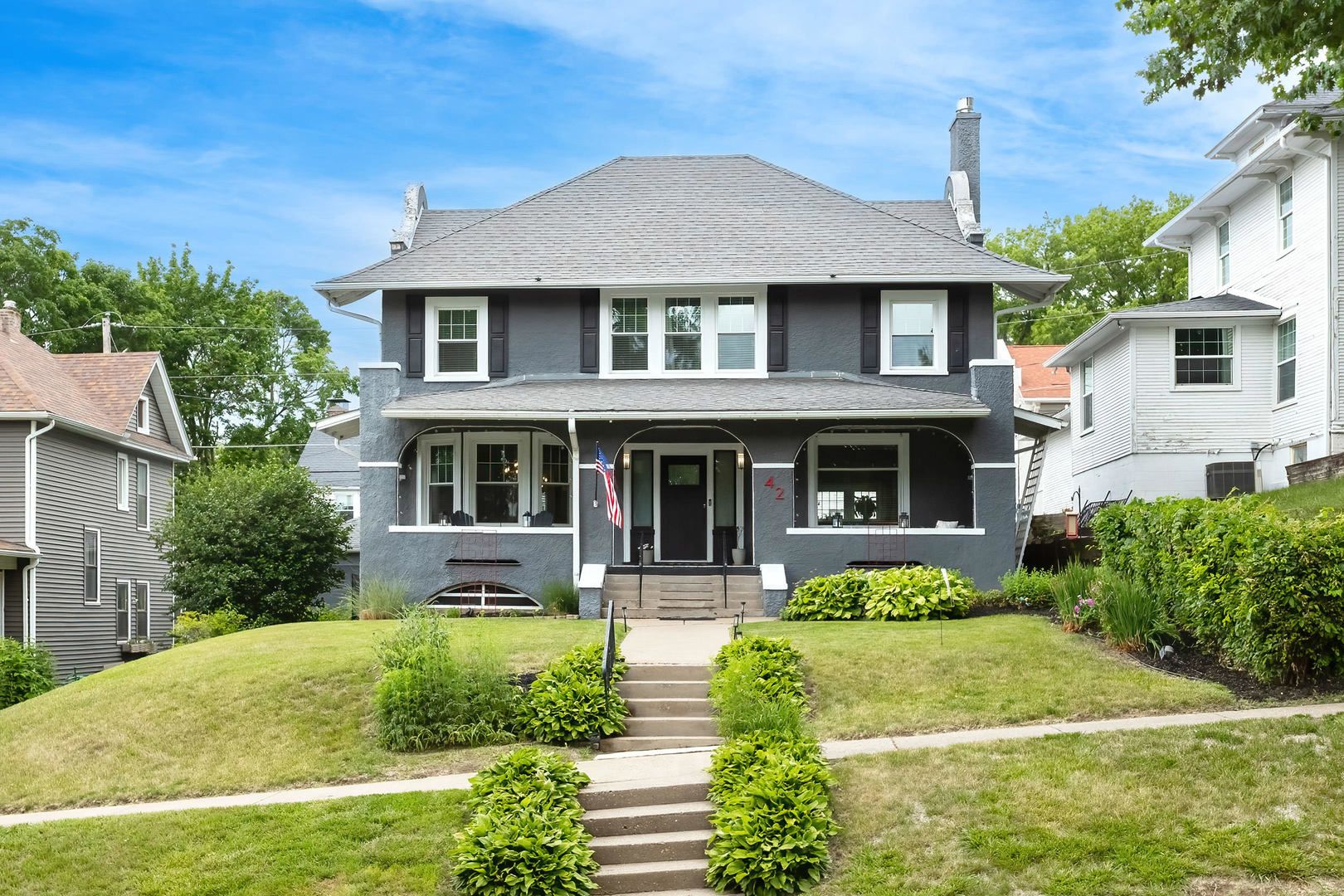 42 Hillcrest Avenue — Davenport, IA 52803