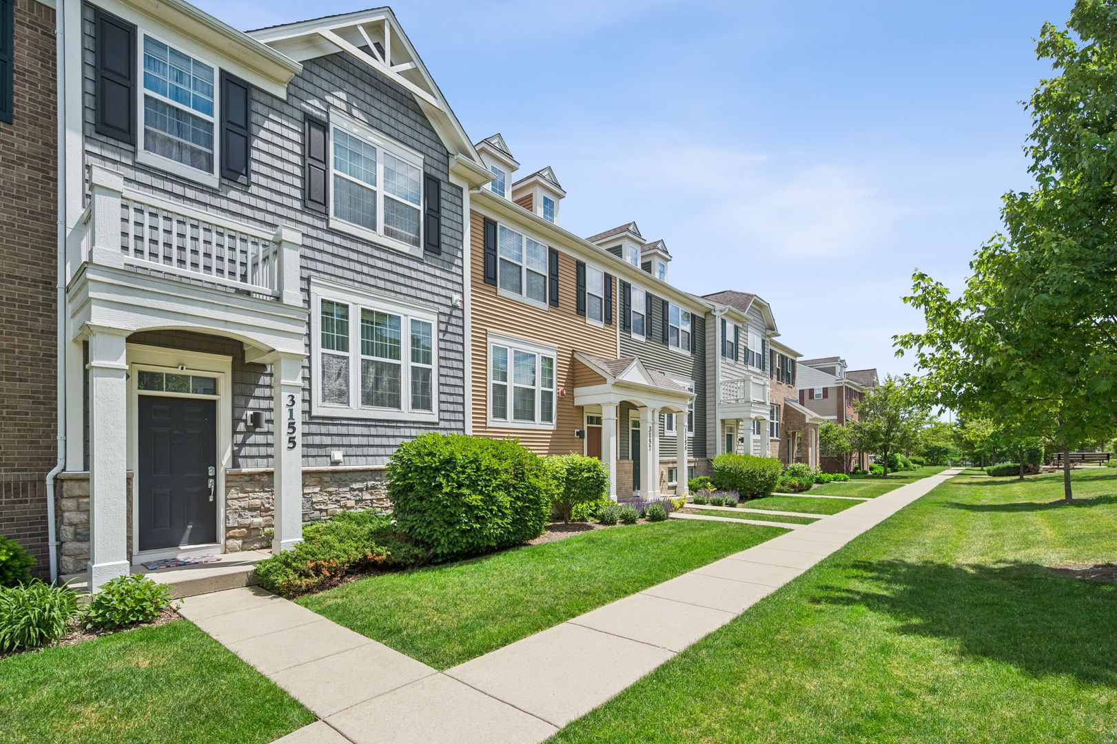 3155 CORAL Lane #33-5 — Glenview, IL 60026