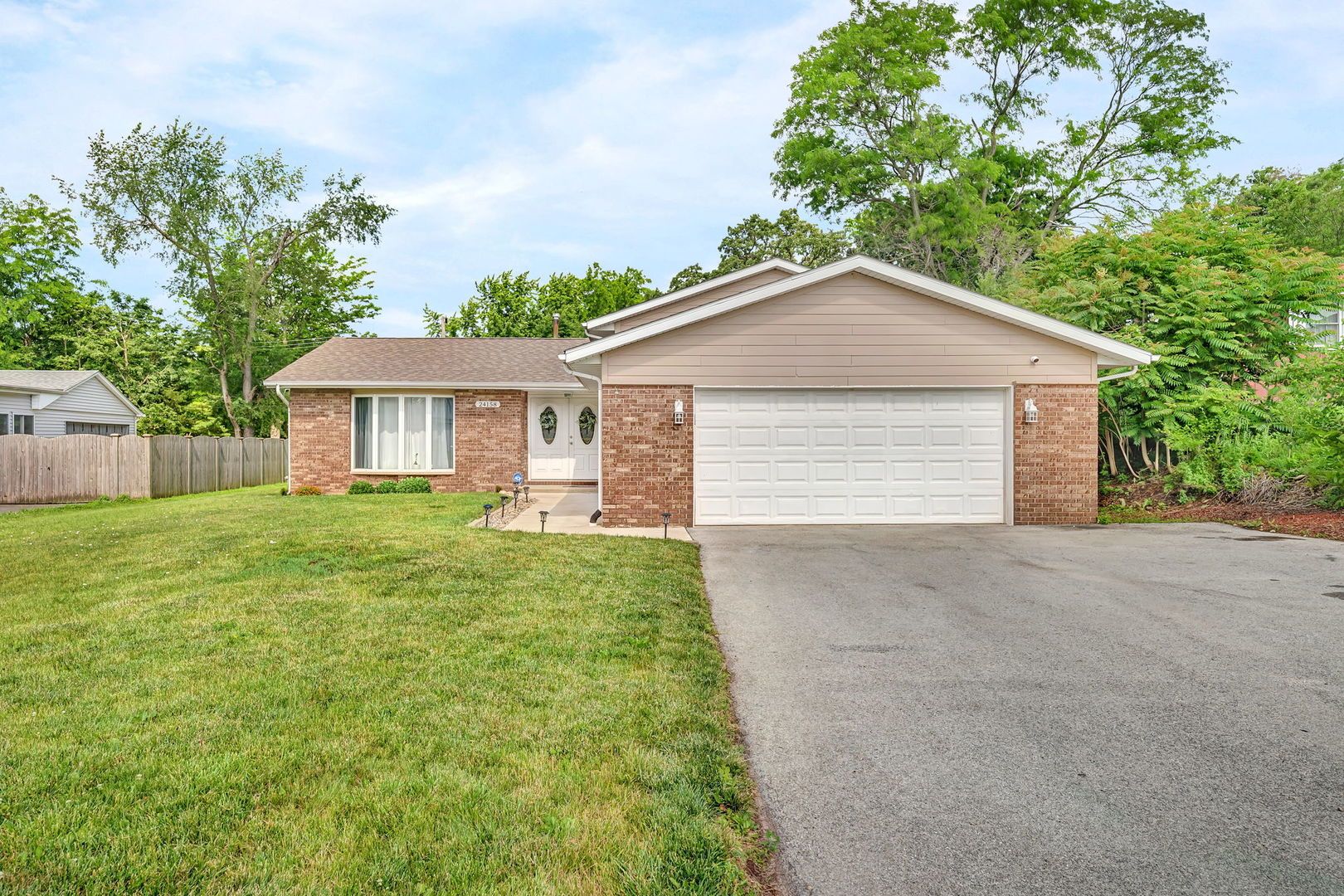 24158 Marble Road — Channahon, IL 60410