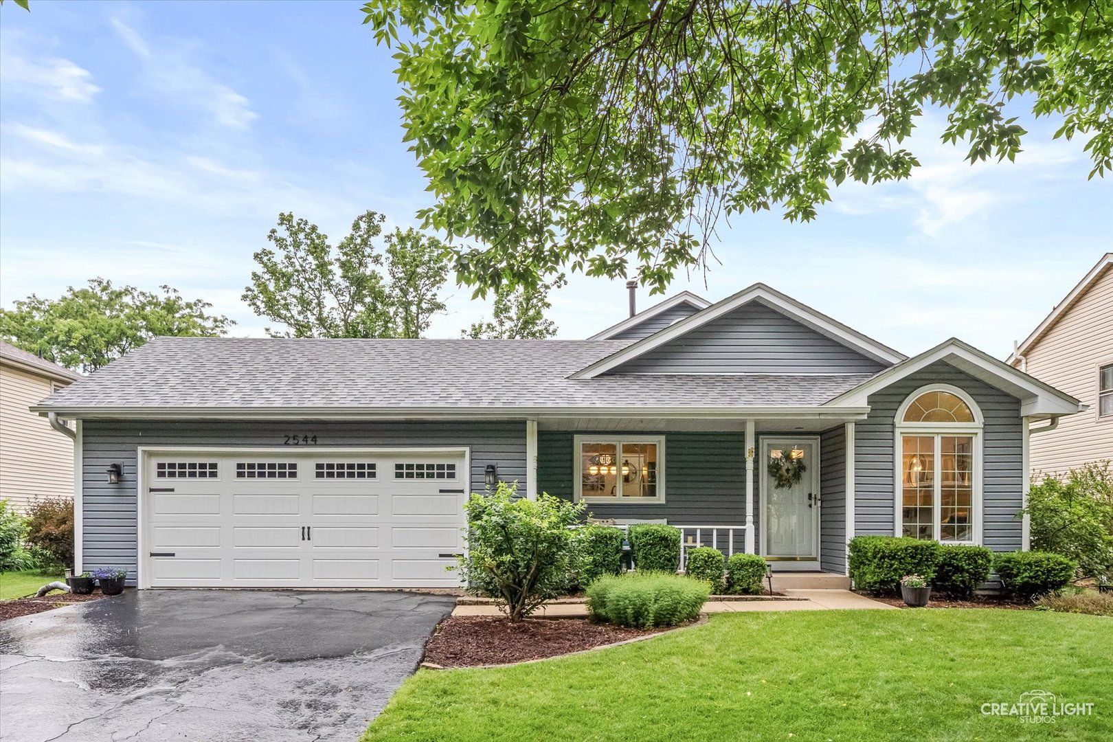2544 Brockton Circle — Naperville, IL 60565