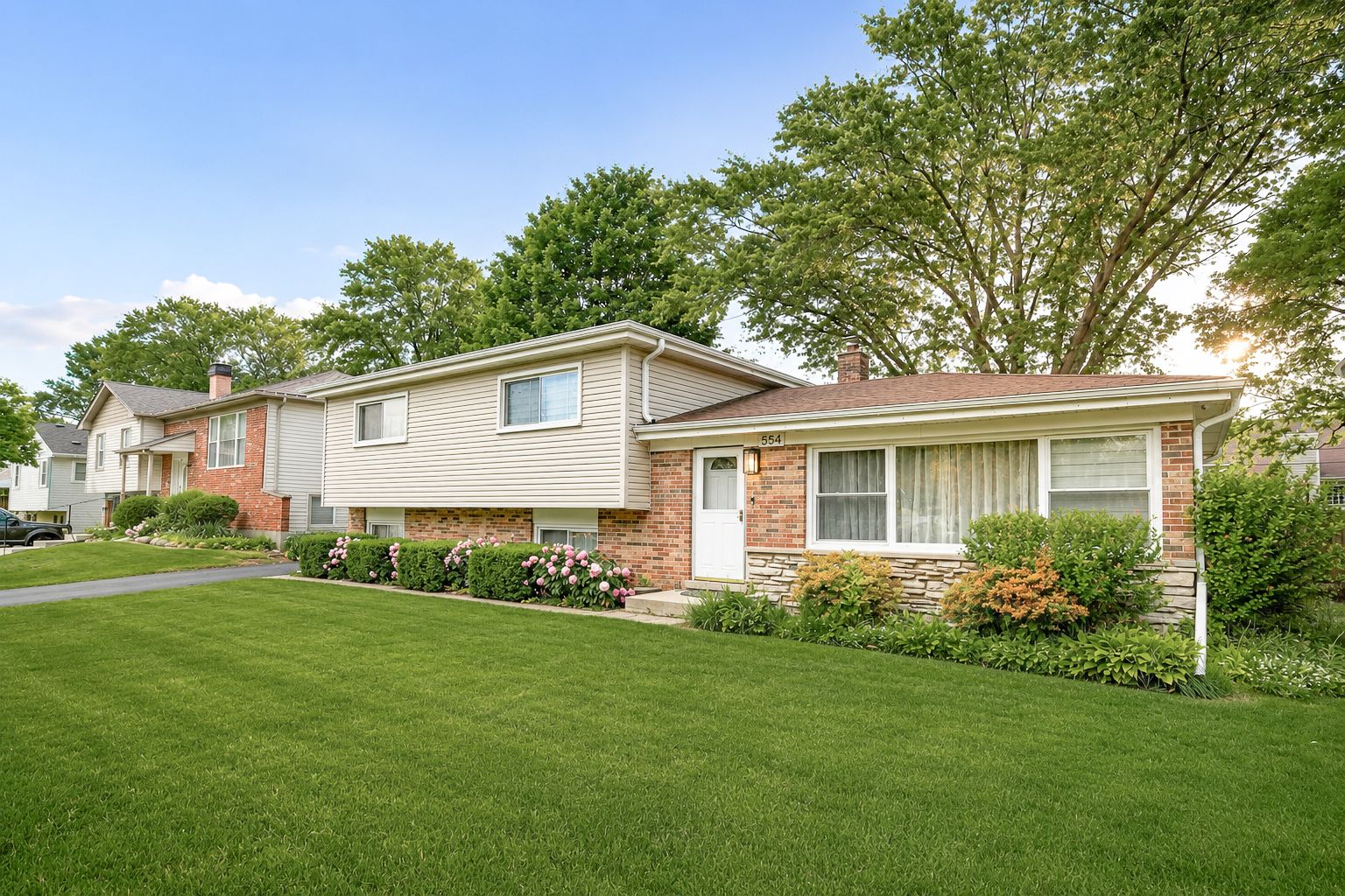 554 Patton Drive — Buffalo Grove, IL 60089