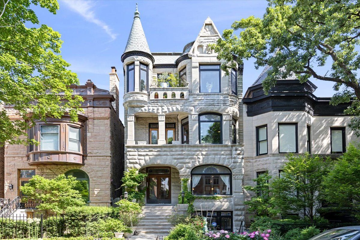 824 W OAKDALE Avenue #G — Chicago, IL 60614
